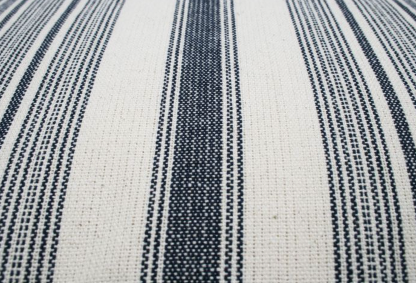 Kussen Streep Donker blauw/Ecru 50x50cm by Rocaflor