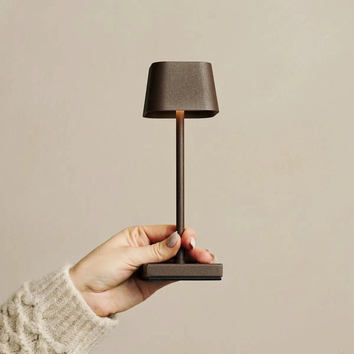 Tafellamp oplaadbaar Sarphati Mini Mokka Bruin by Tavellio - Amsterdam