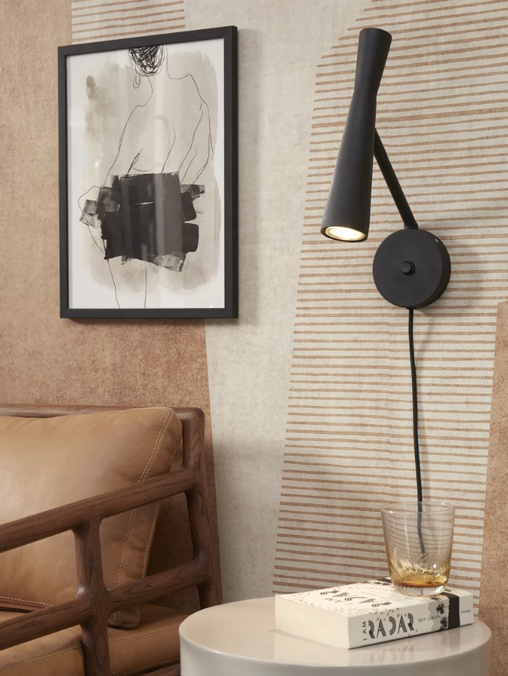 Wandlamp Bordeaux - Zwart - 10.5x26x34.5cm by it's about RoMi