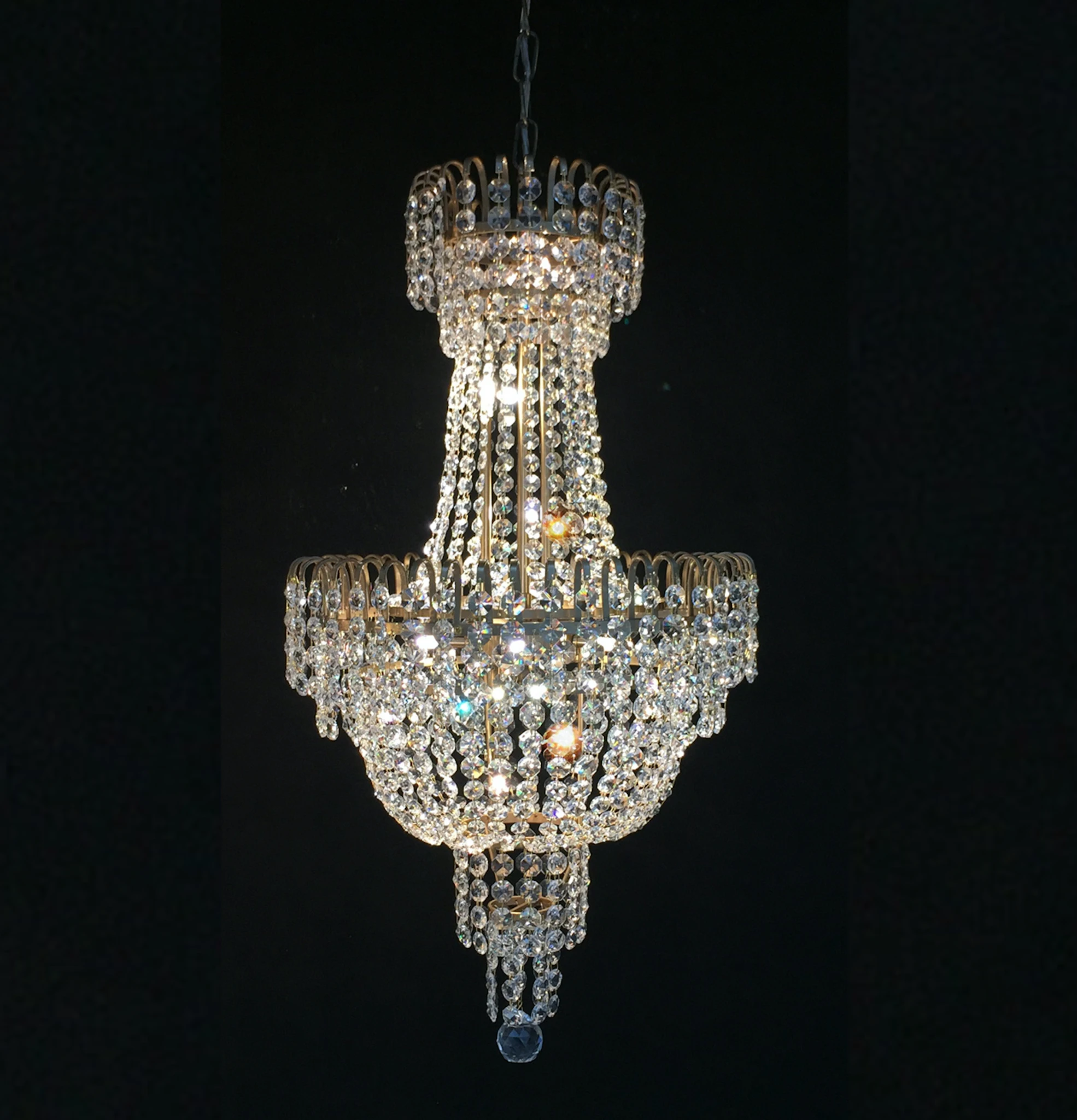 Kroonluchter Catharina Goud in 8 diameters by LightDesign