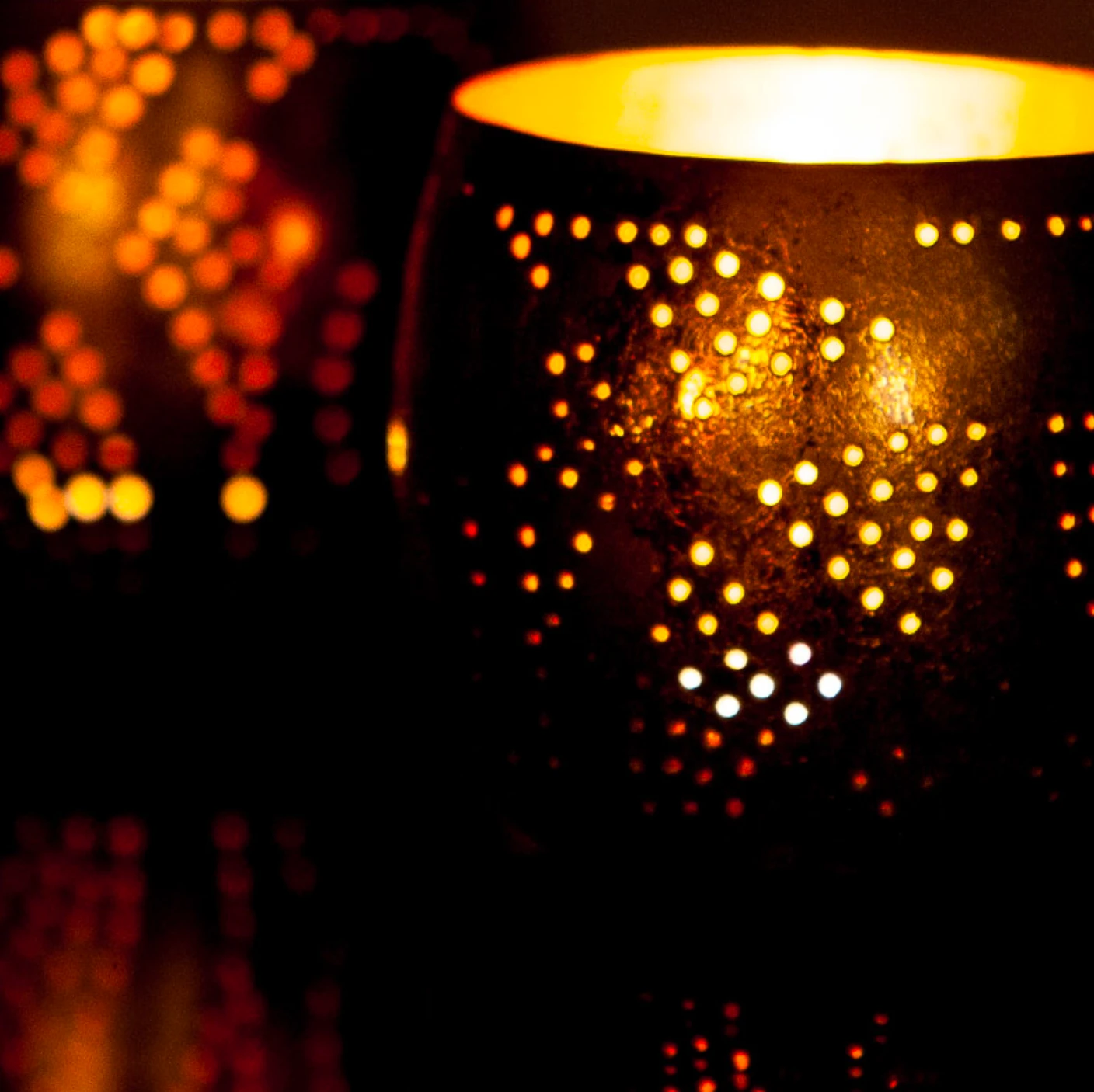 oosterse waxinehouder bol - filigrain stijl goud by Orientaals