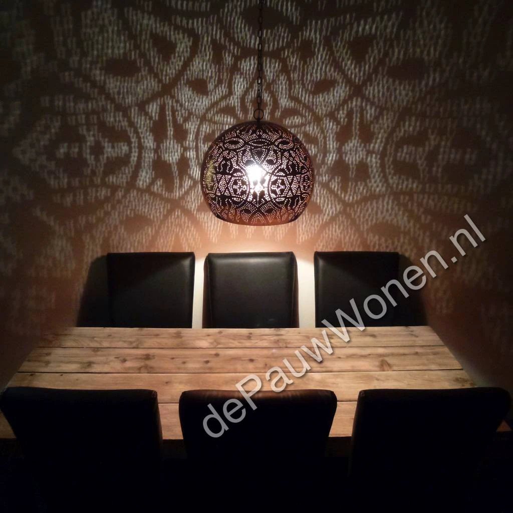 Hanglamp Ameera zwart/goud bol - in 2 diameters verkrijgbaar by Orientaals