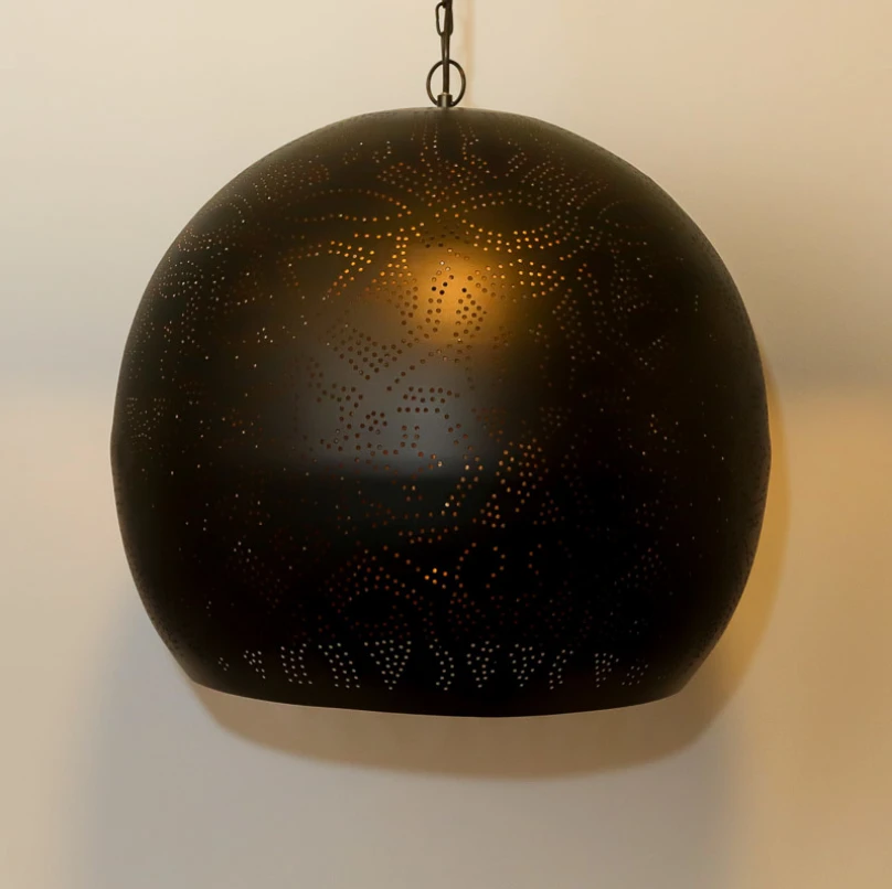 Hanglamp Ameera zwart/goud bol - in 2 diameters verkrijgbaar by Orientaals