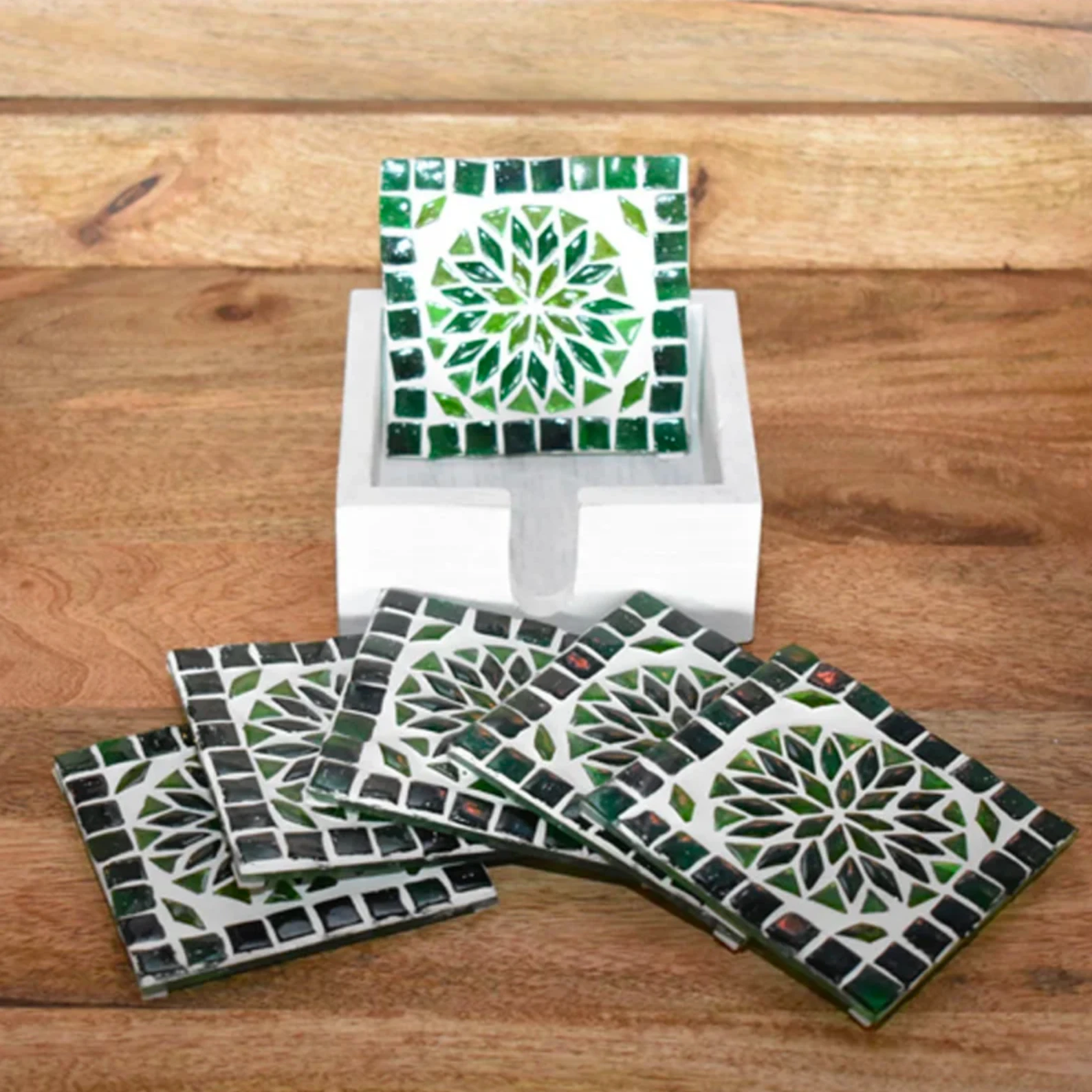 Mozaïek onderzetters Roya groen in houten box by Orientaals