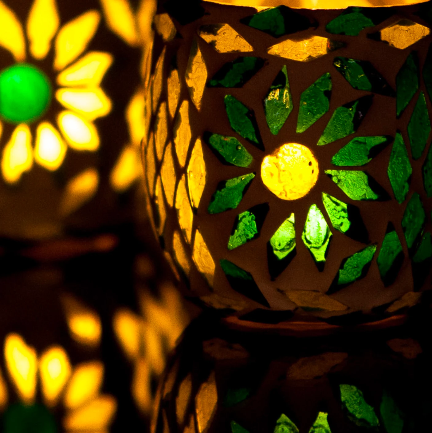 Waxinehouder mozaïek bol Roya groen in 2 maten by Orientaals