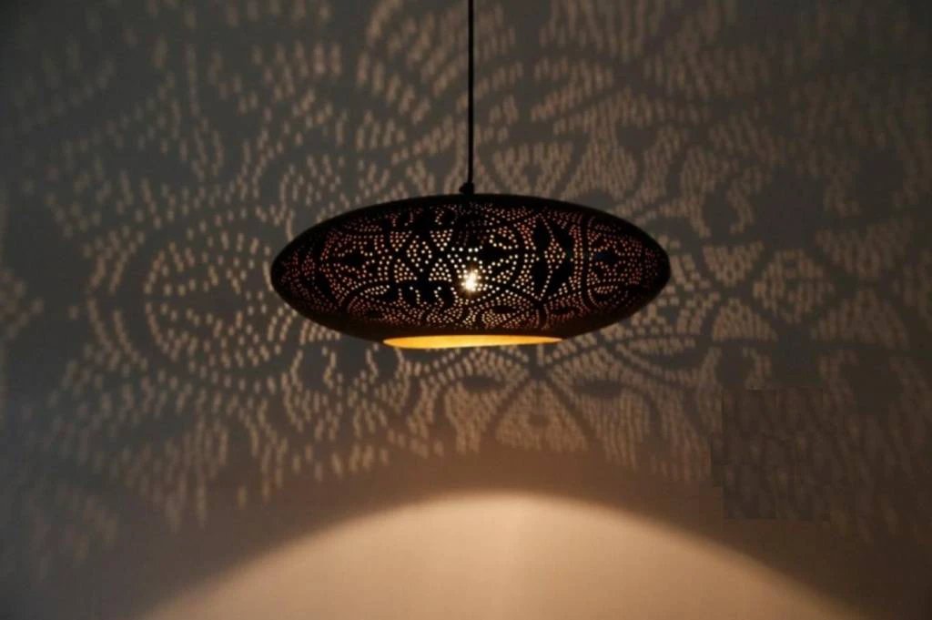Hanglamp Ameera zwart/goud elipse by Orientaals