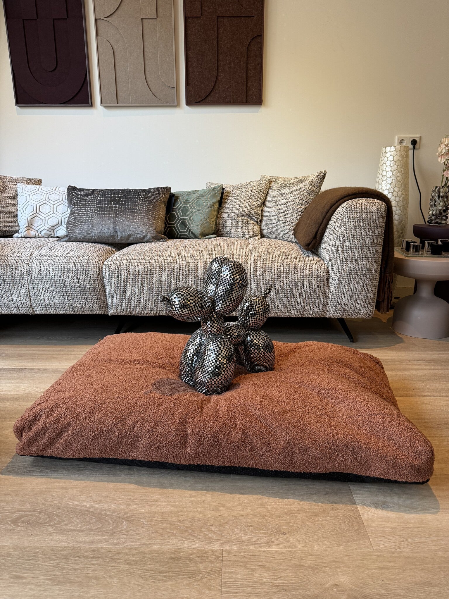 Hondenbed Box Xavi Teddy Taupe in 2 maten - depauwwonen