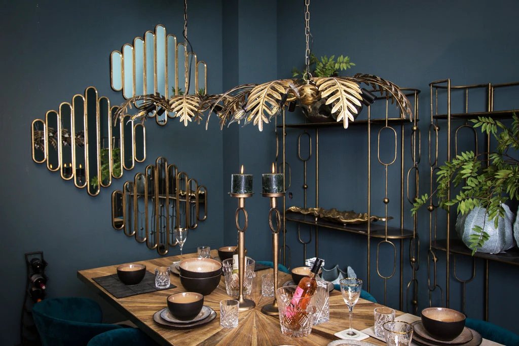 Moira Gouden metalen hanglamp met brede palmbladeren by PTMD