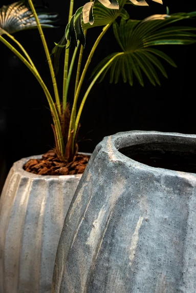 Lionne Witte keramische pot geribbelde bol rond L by PTMD