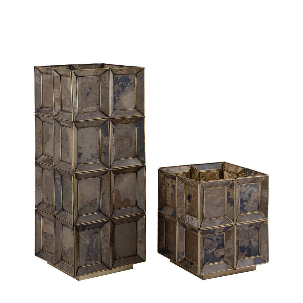 Layra Brass steenfineer tafellamp antiek hoog naar het Nederlands. by PTMD