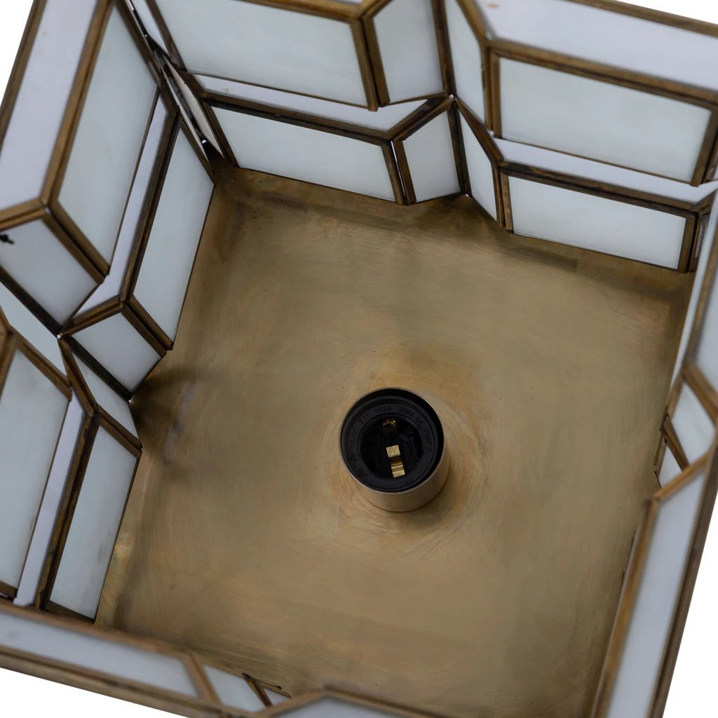 Layra Witte melkglazen tafellamp antiek laag by PTMD