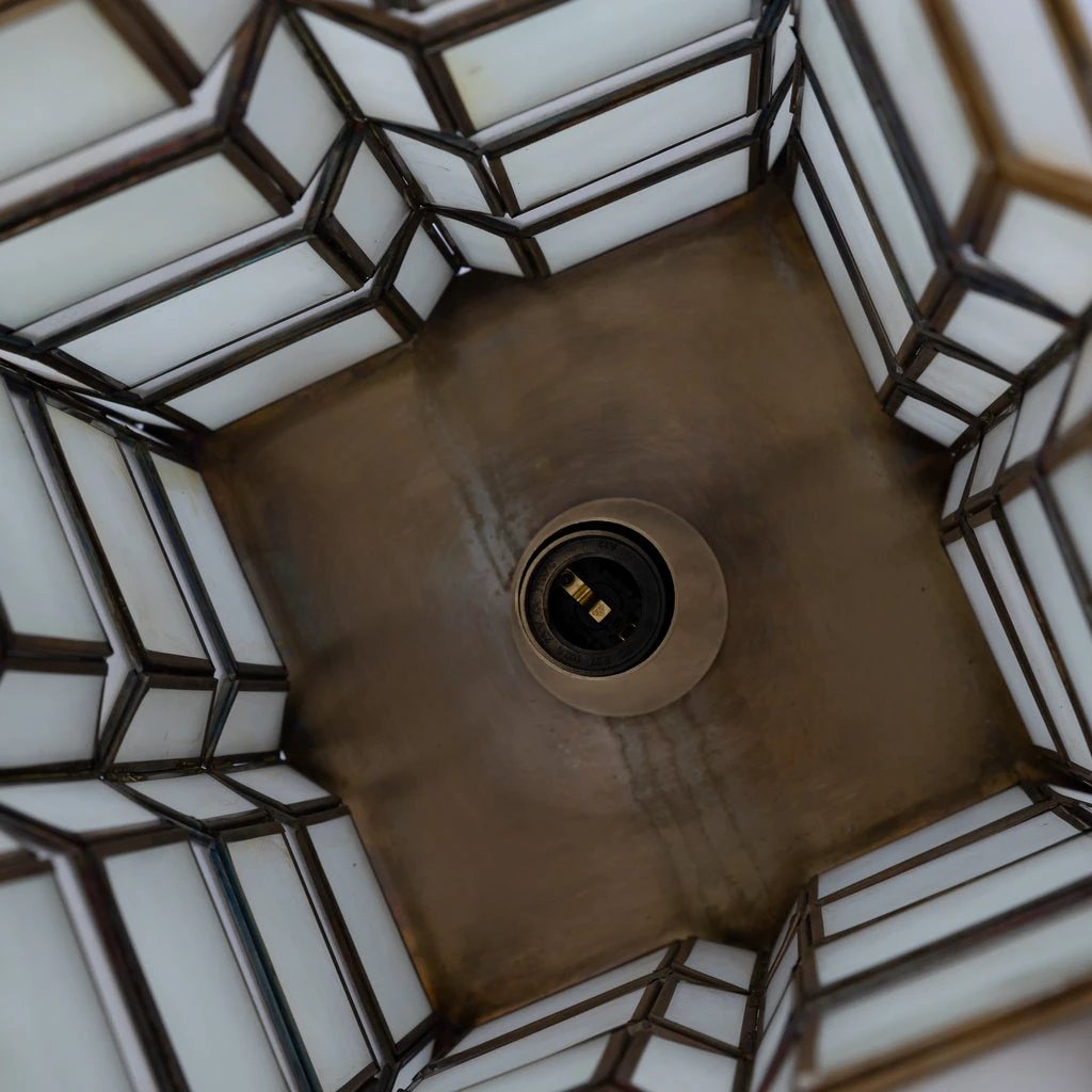 Layra Wit melkglas tafellamp antiek hoog by PTMD