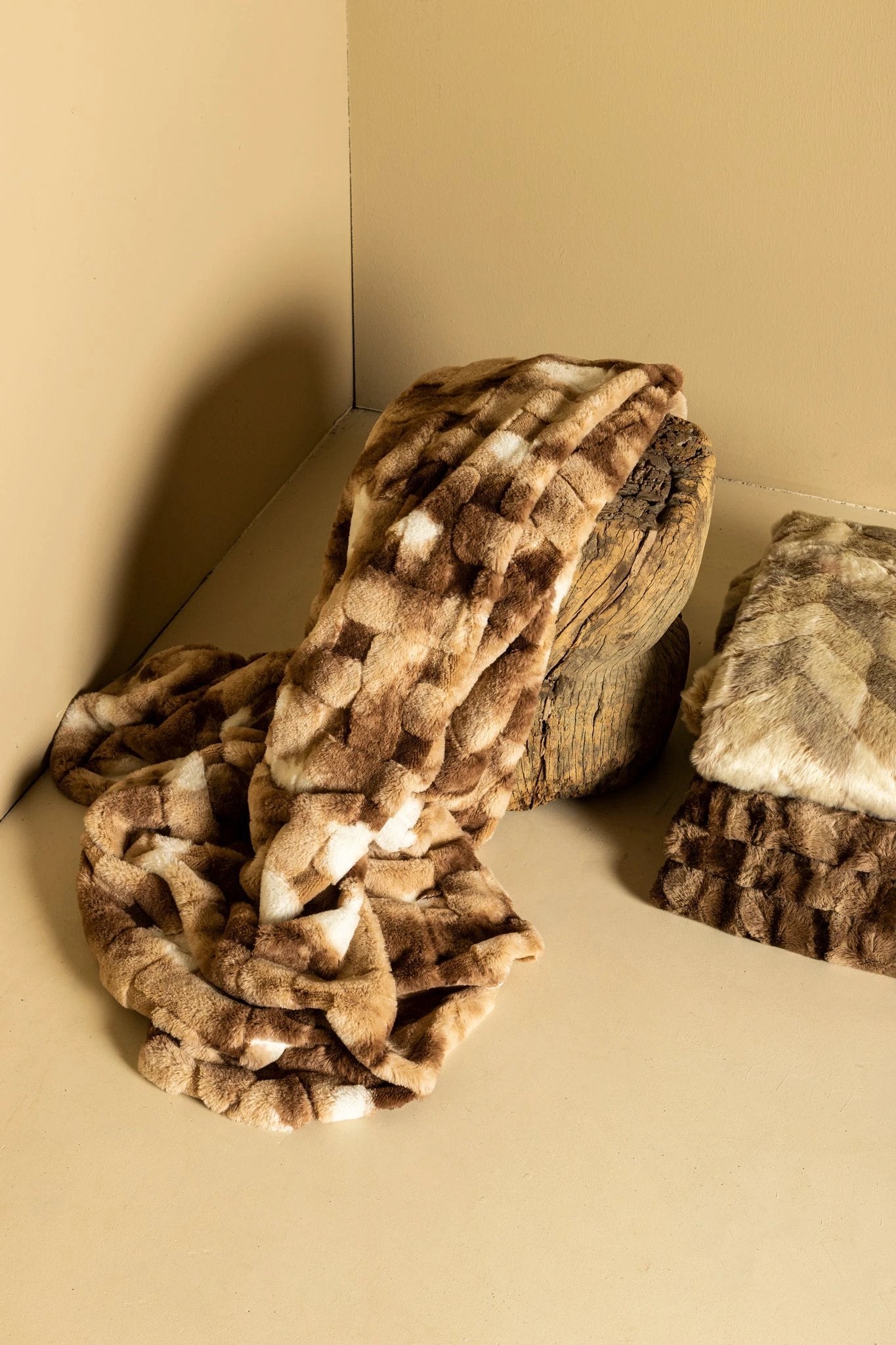 Geraldine Brown kunstbont plaid rechthoek L by PTMD