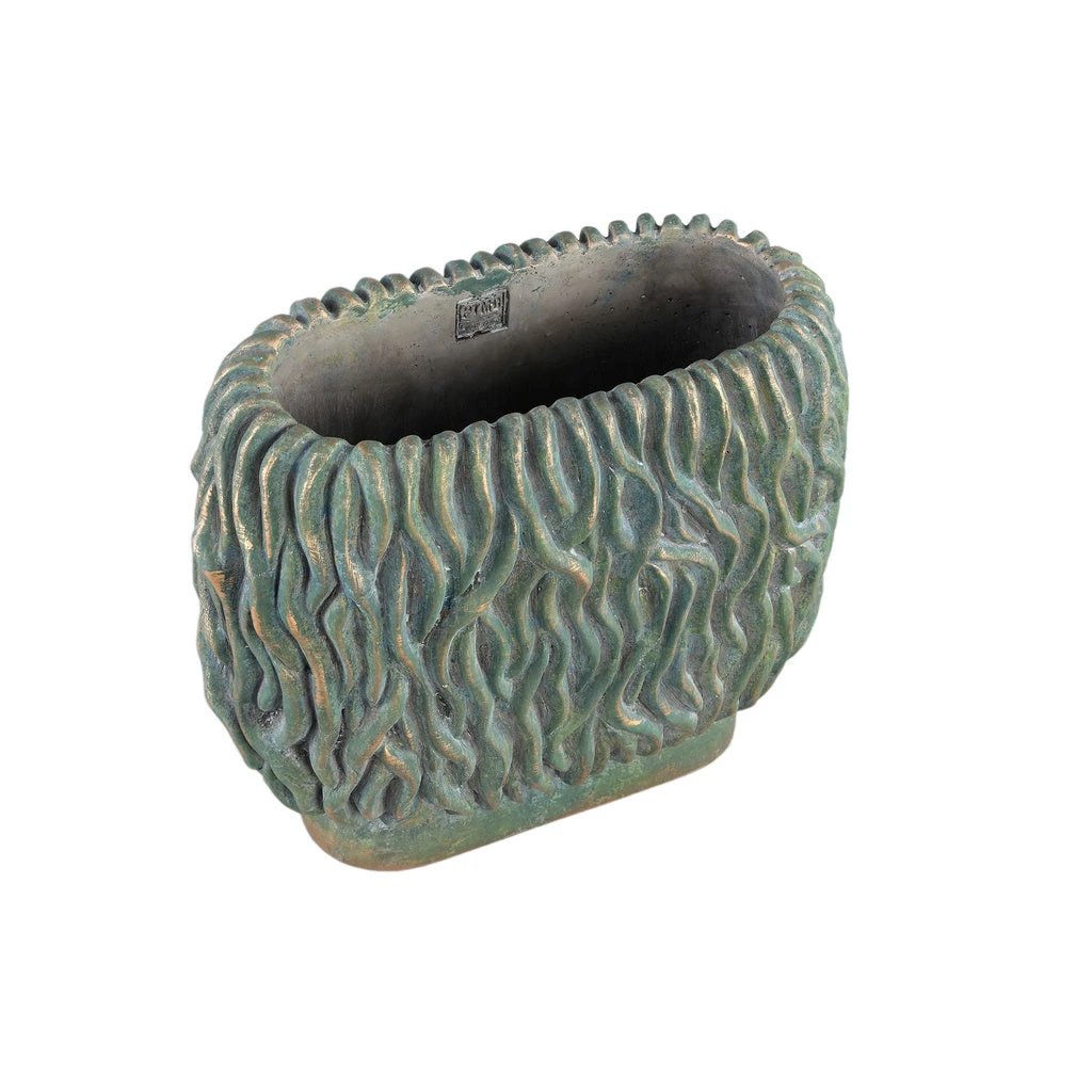 Brendan Green cementen ovale pot met gouden afwerking gegraveerd L by PTMD