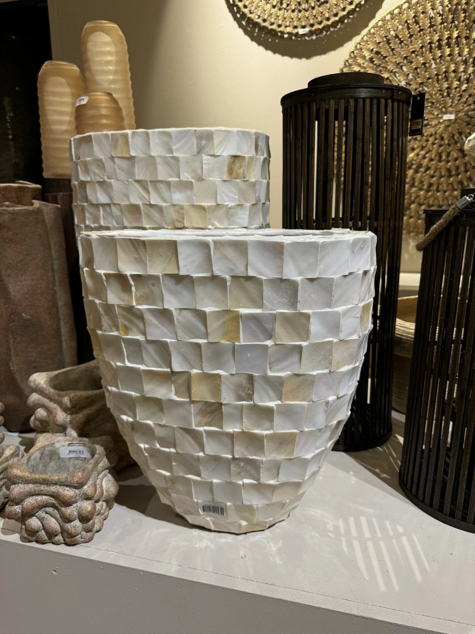 Daven Cream poly shell pot ovaal hoog L by PTMD