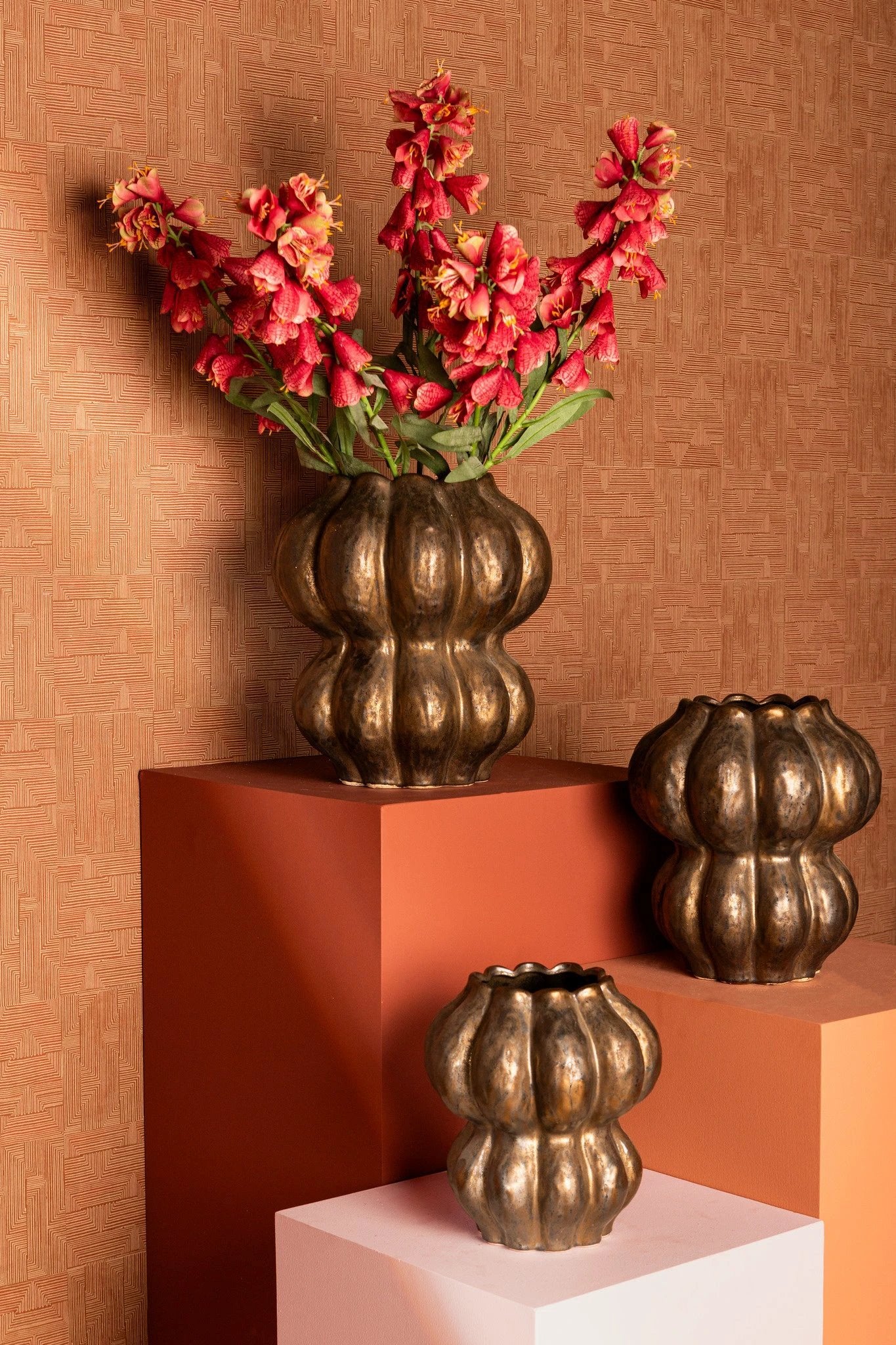 Niek Bronzen keramische pot ronde vormige bol L by PTMD