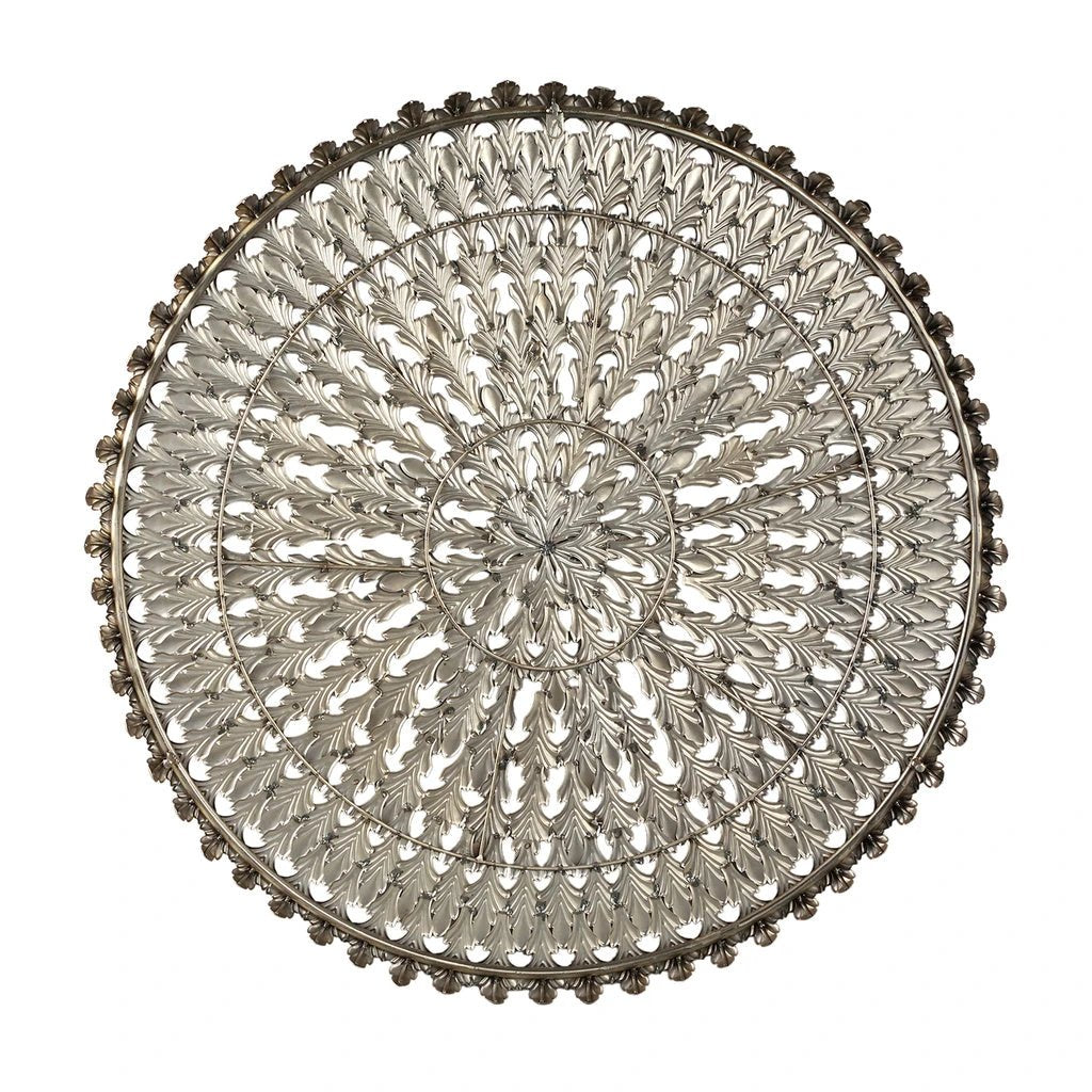 Xavery Bronzen ronde ijzeren wandpaneel met uitgesneden uitstraling L by PTMD