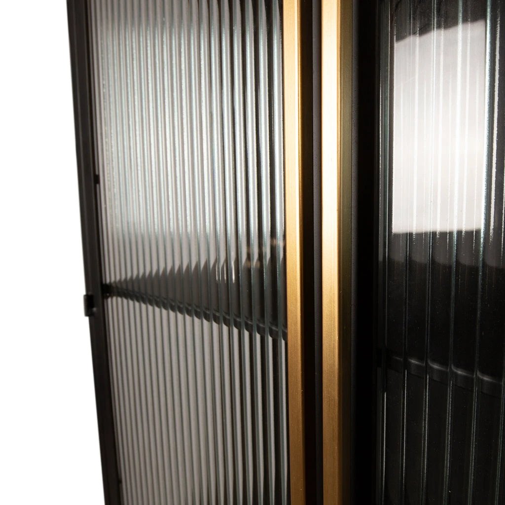 Caeleen kast zwart en goud by PTMD