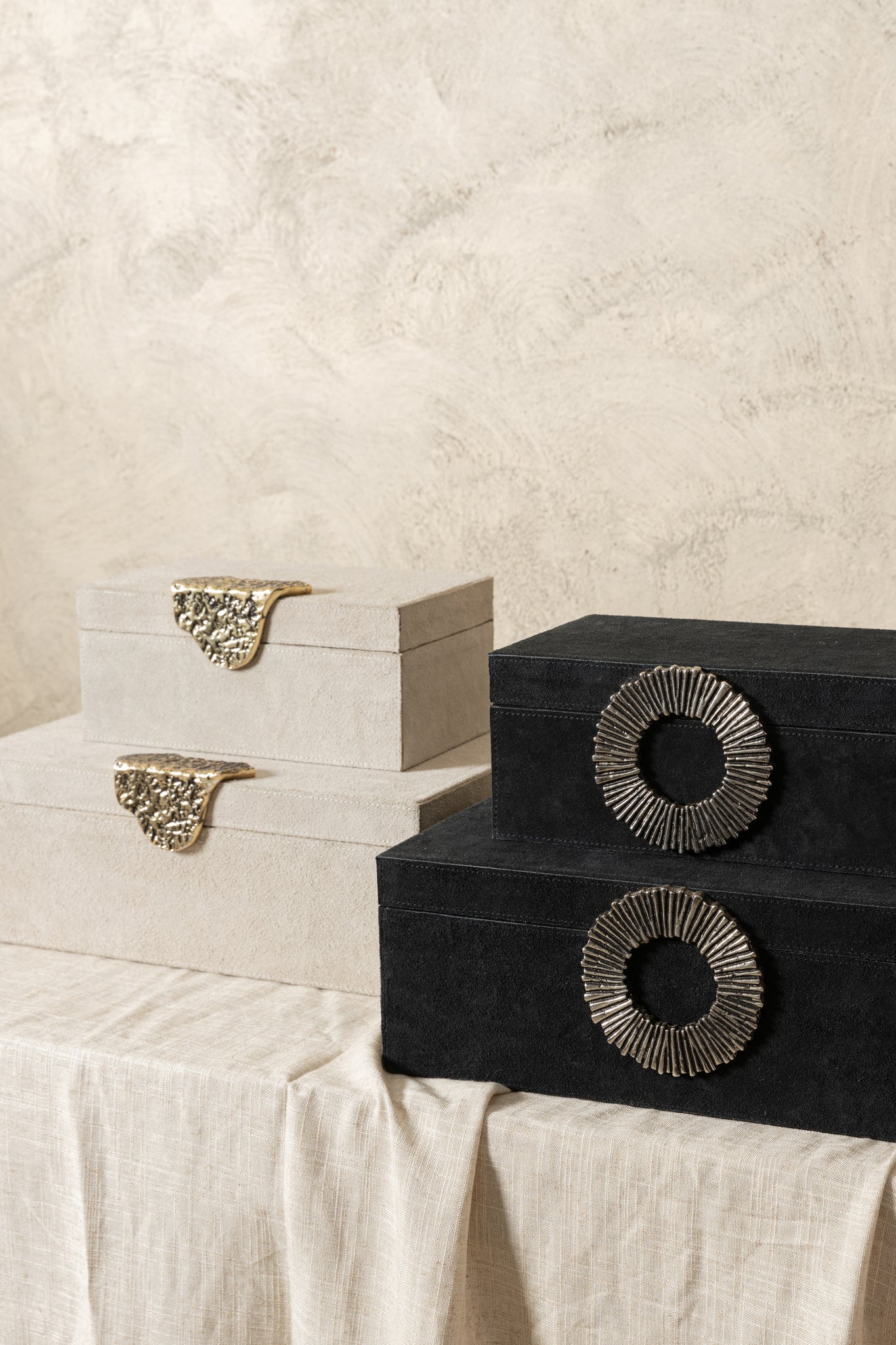 Hazael Zwart Suède Doos Zilveren Handvat Set Van 2 - depauwwonen