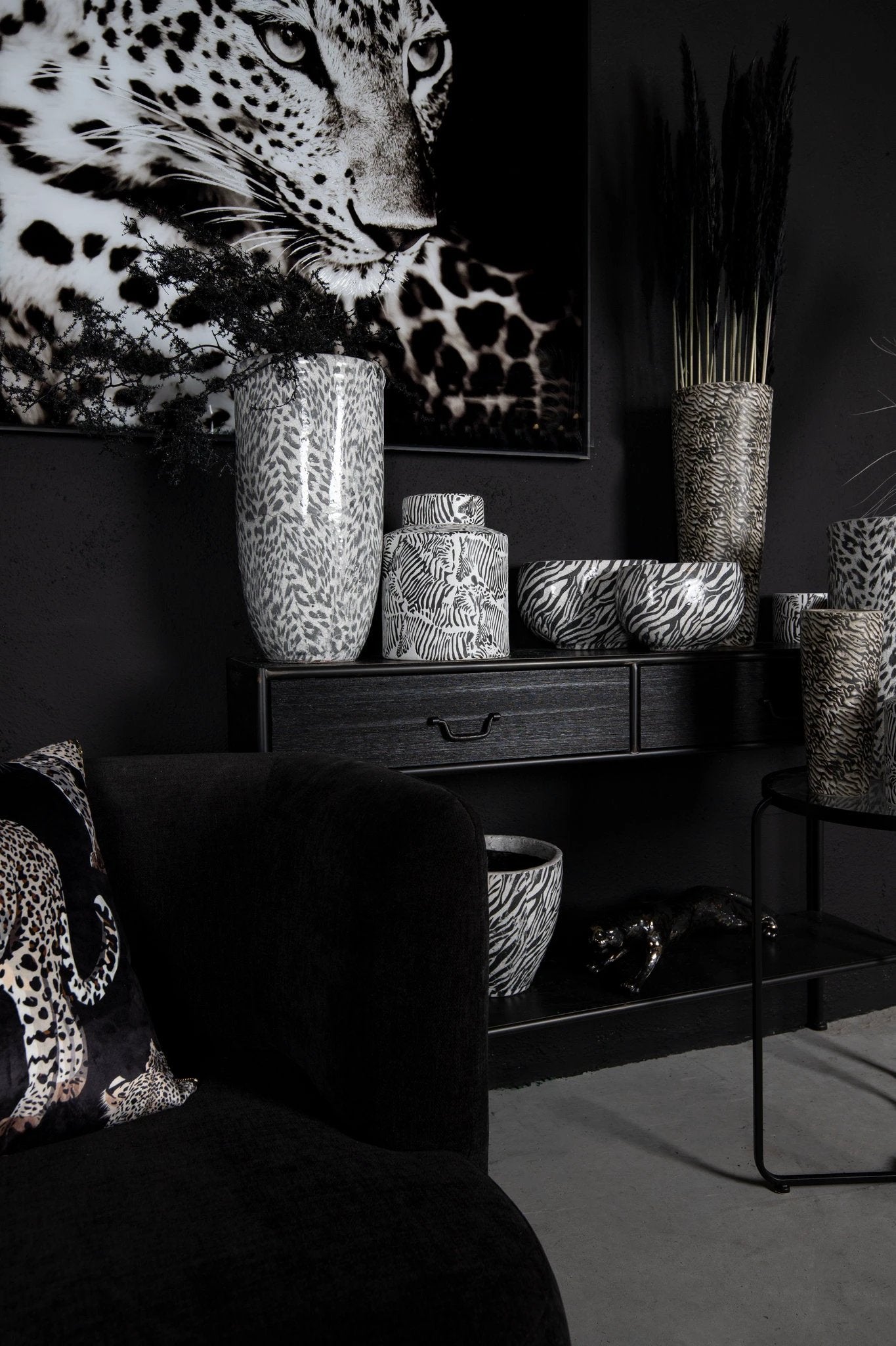 Ray Zwarte Houten Wandtafel Metalen Frame 2 Laden by PTMD