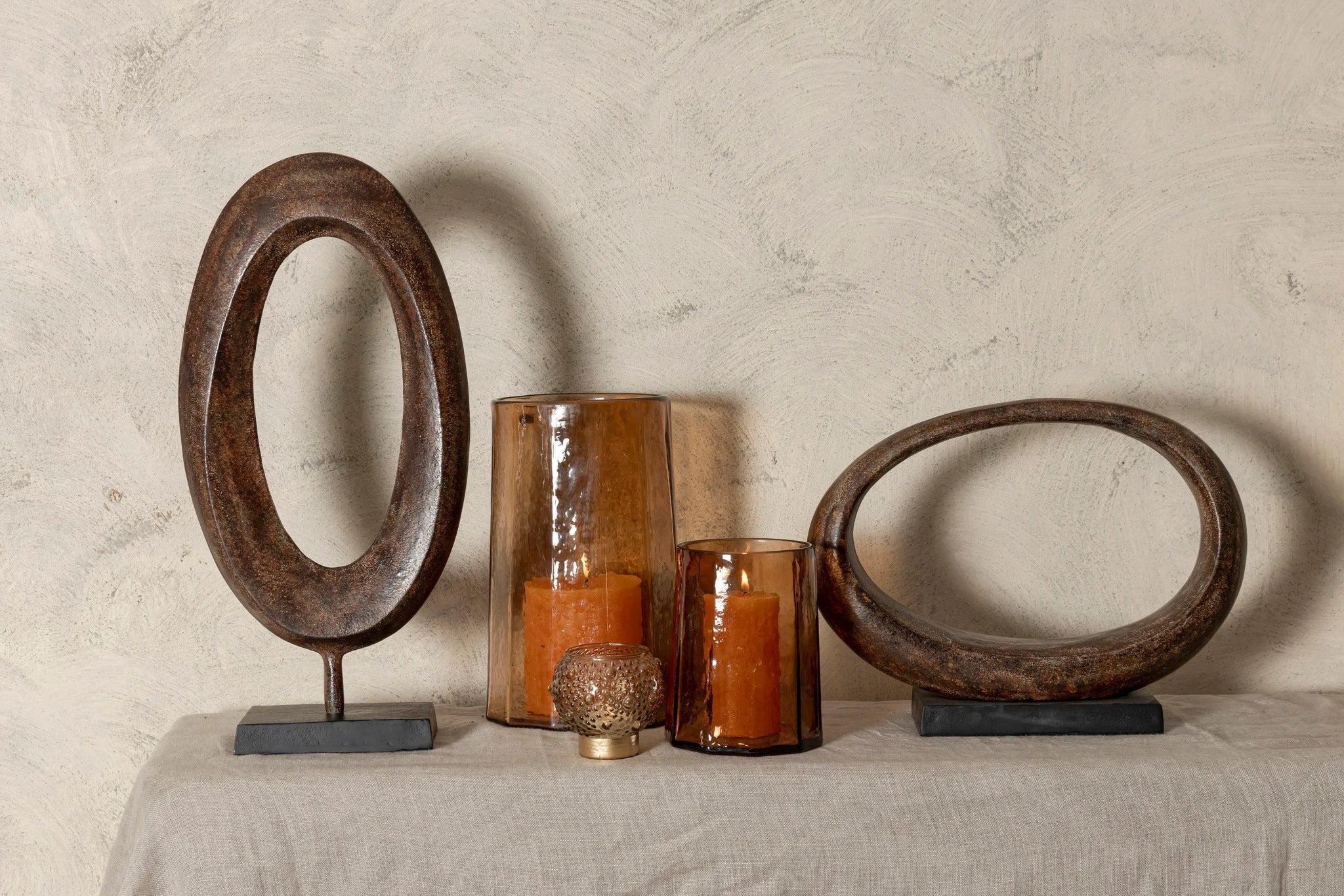 Rhubie Brown Ovale Aluminium Gegoten Standbeeld by PTMD