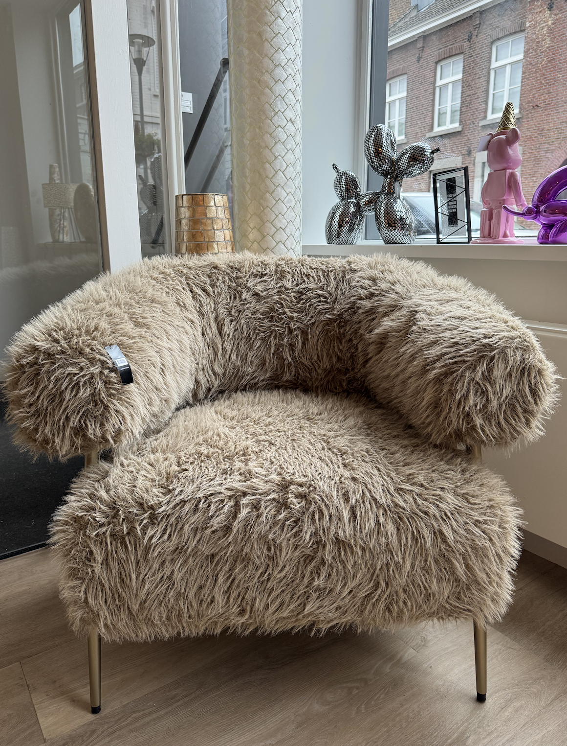 Hair Brown fauteuil met metalen onderstel - depauwwonen