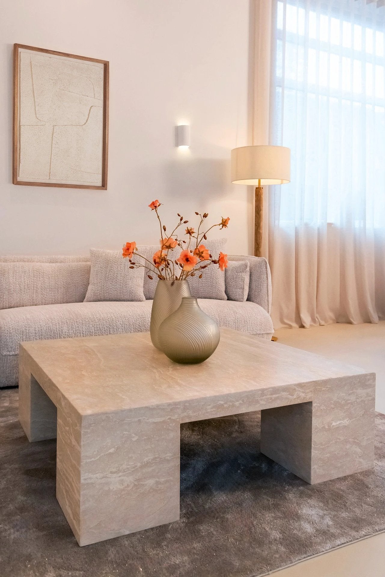 Alexander Jones Salontafel Biltmore Italian Travertin by Richmond Interiors