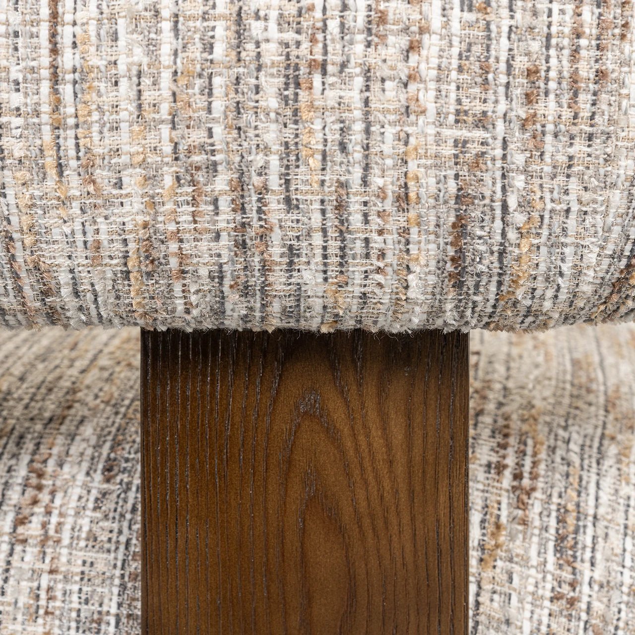 Fauteuil Arabella greige coco by Richmond Interiors