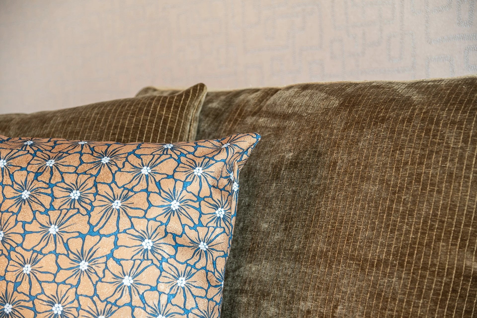 Kussen Valery 50x50 by Richmond Interiors