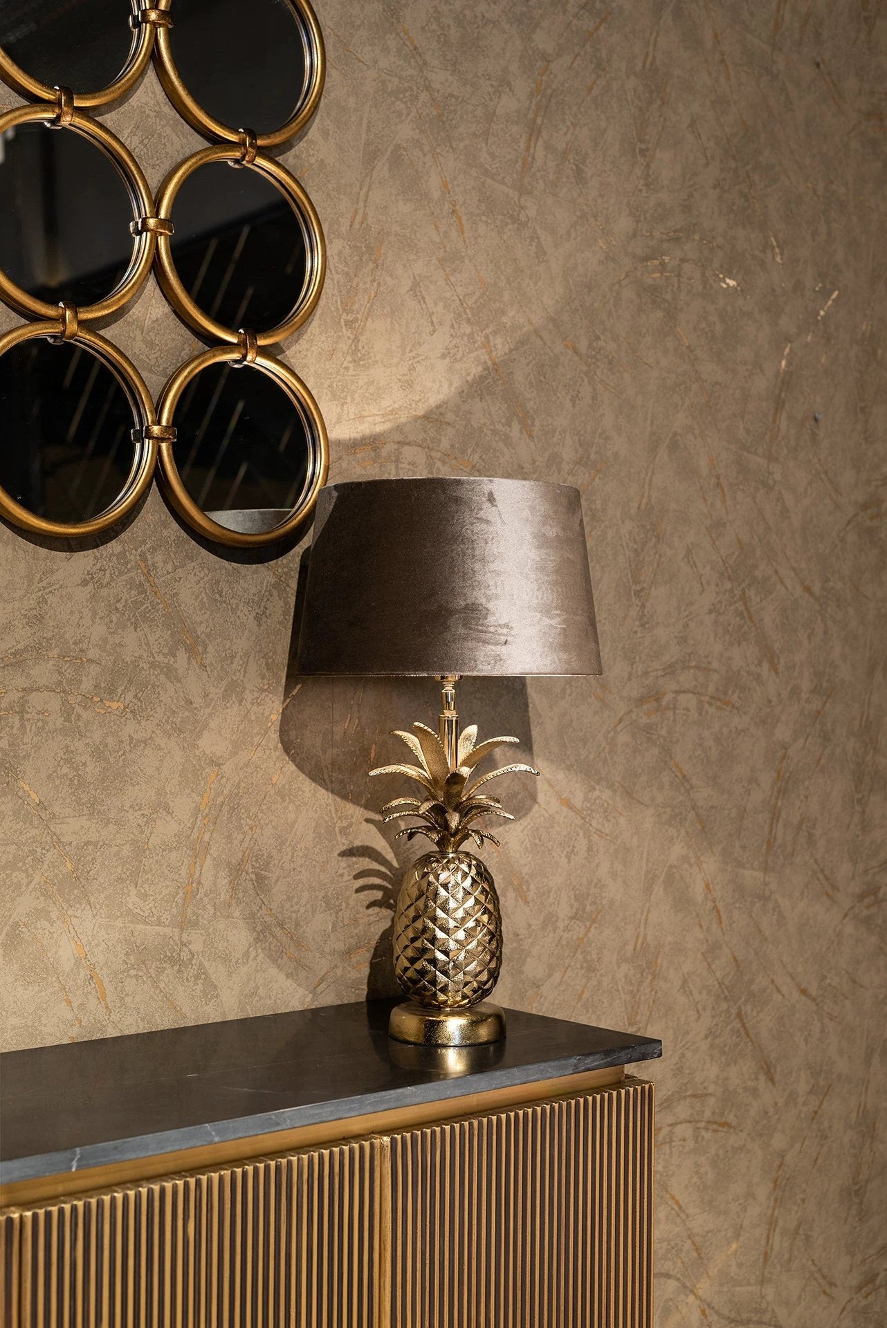 Dressoir Ironville Goud - 4 deuren by Richmond Interiors