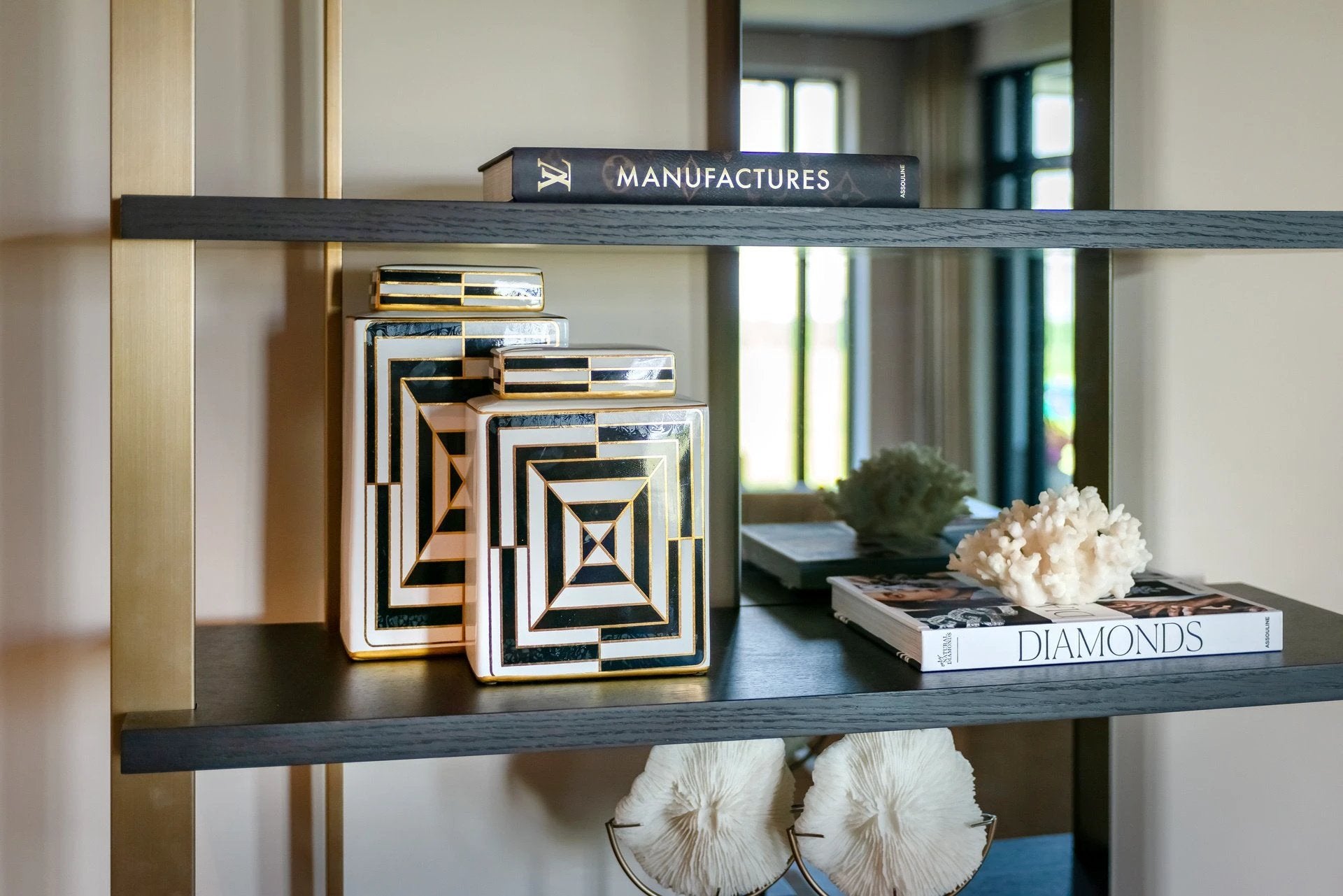 Alexander Jones Open Kast Rigley met spiegel by Richmond Interiors