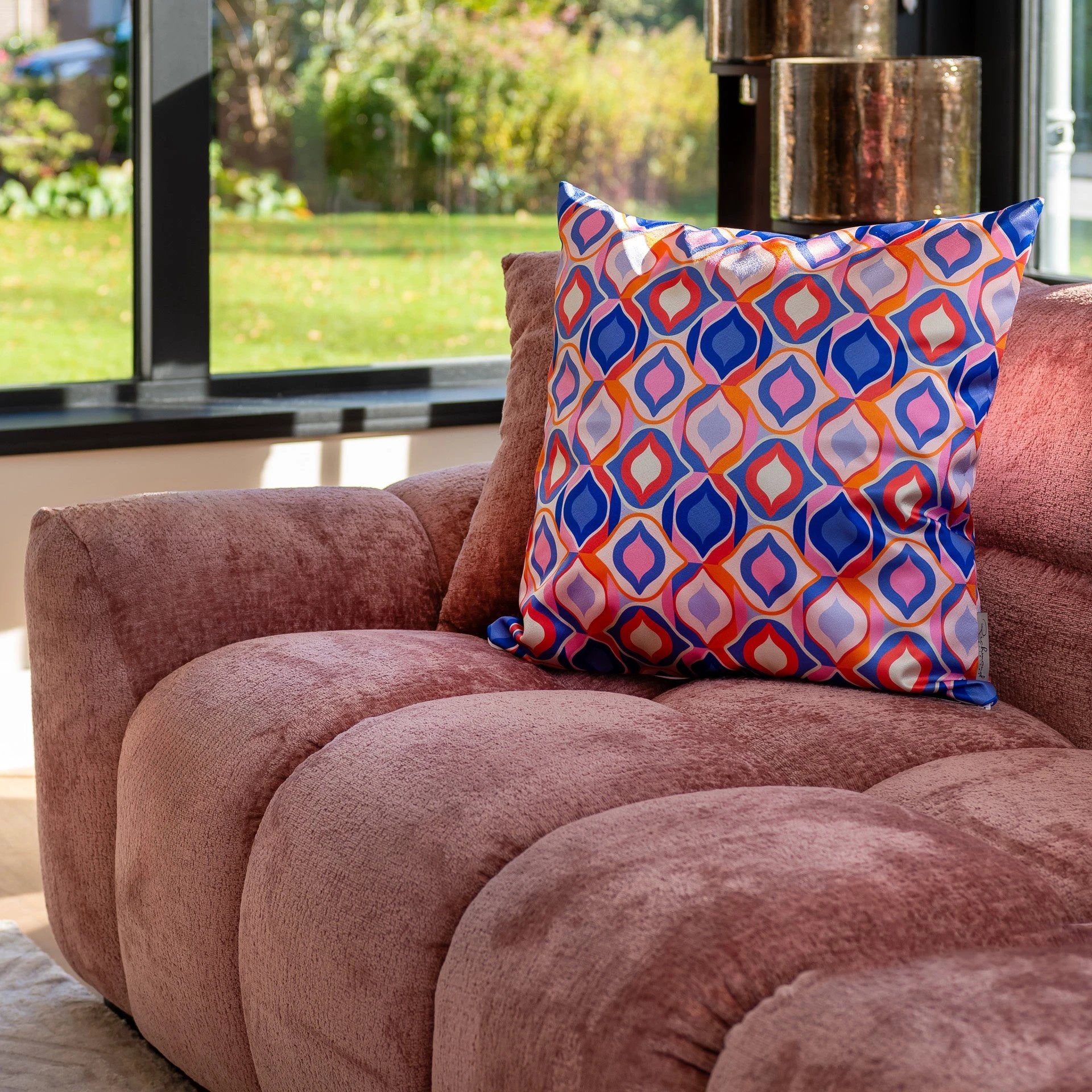 Sofa Charelle Rose Chenille by Richmond Interiors