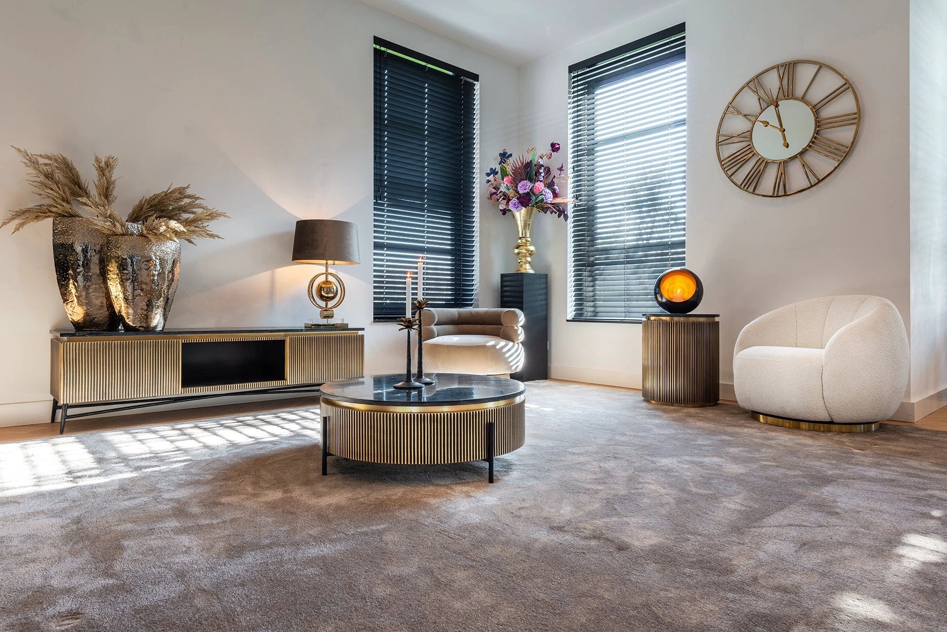 TV-meubel Ironville 2-deurs by Richmond Interiors