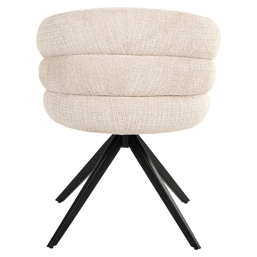Beige Serenity draaistoel van Richmond Interiors met draaipoot en comfortabele zitting, geschikt voor moderne interieurstijl