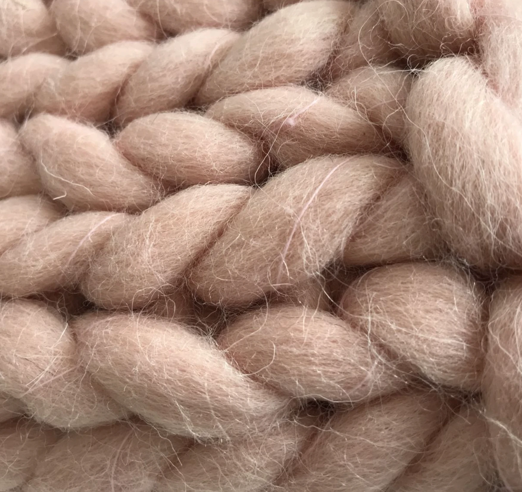 Plaid grof gebreid 100% wol roze by Rocaflor