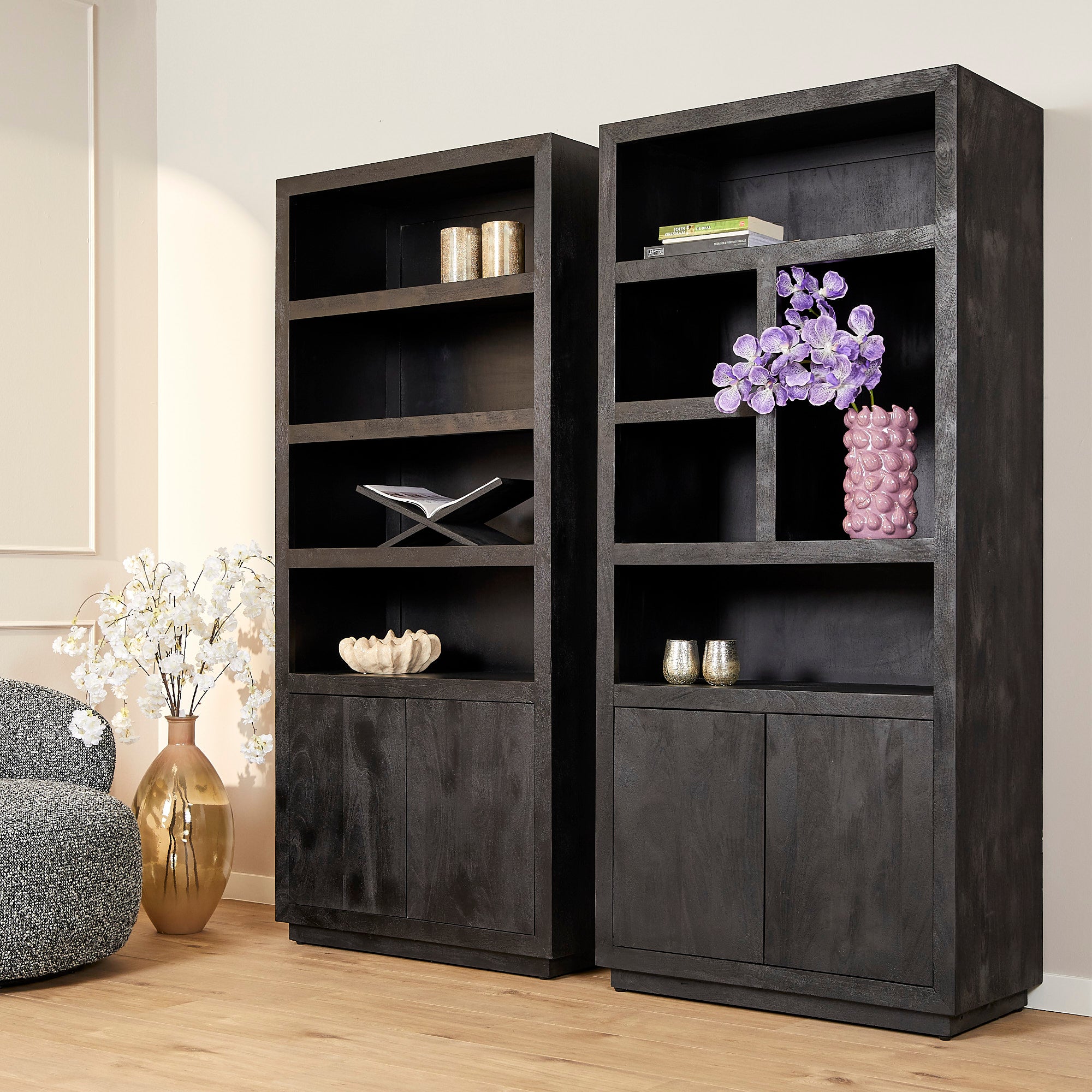 Boekenkast Brussels Black | 5 compartments - 2 doors - depauwwonen