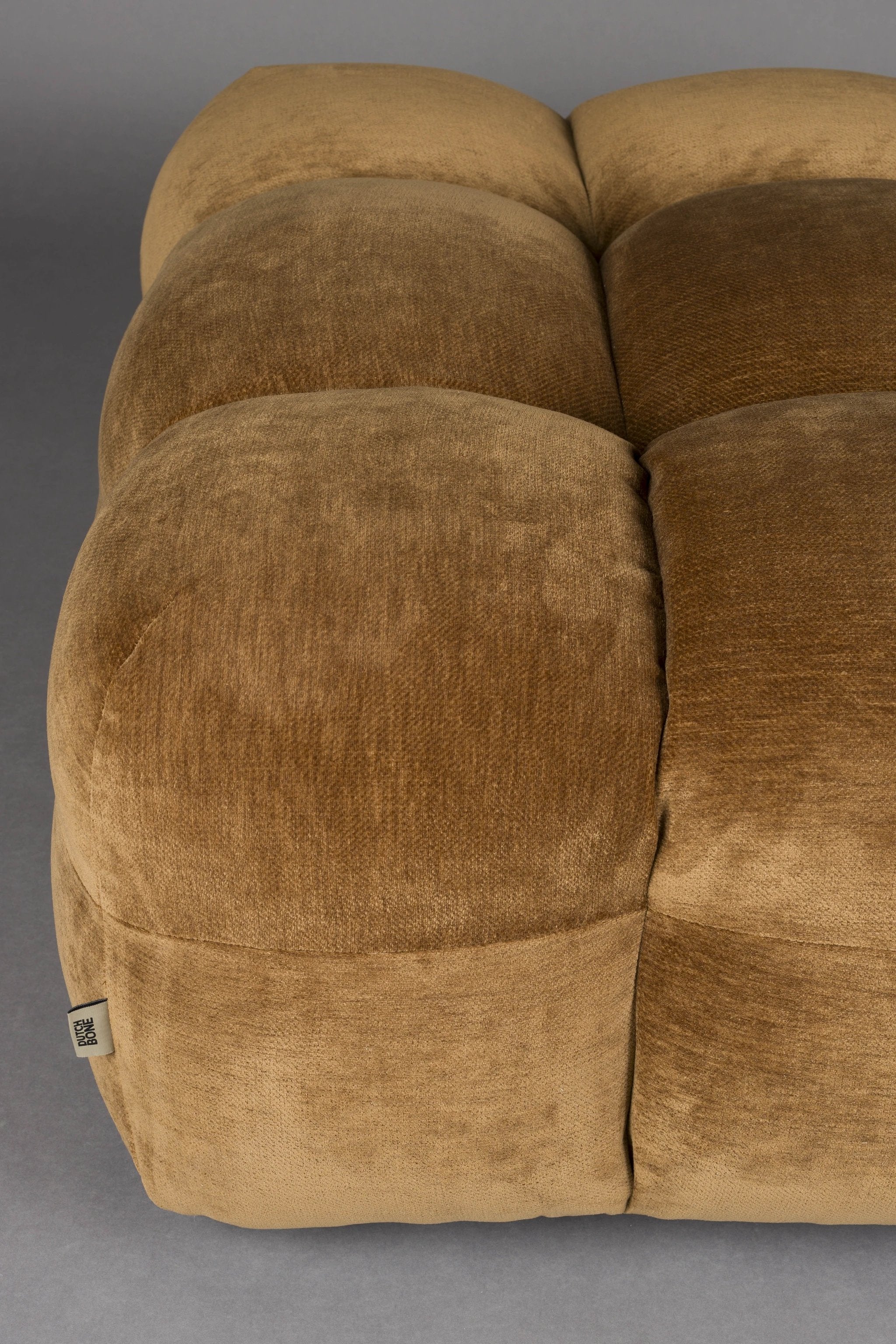 Poef Hackman Velours Cognac by Dutchbone