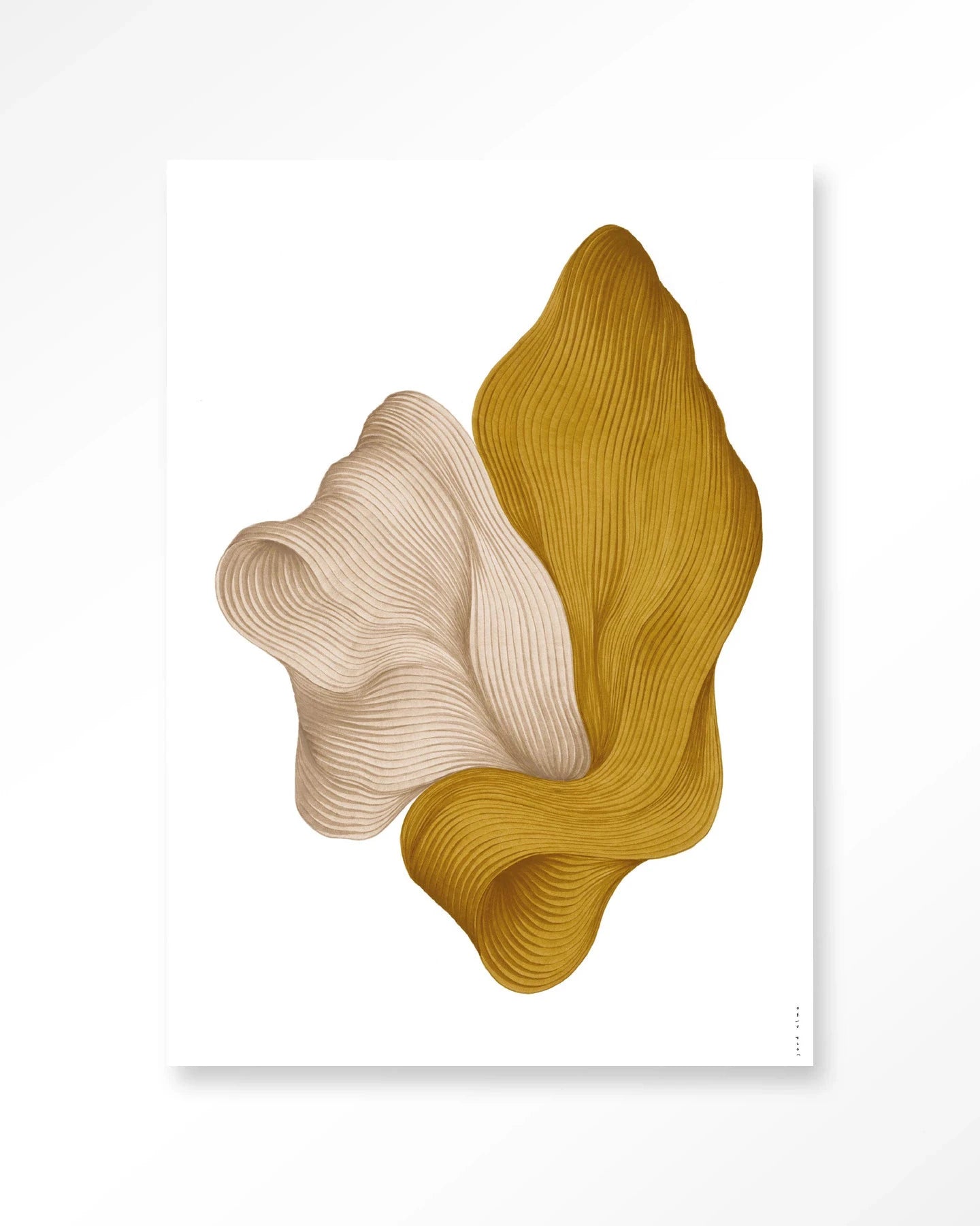 Moderne wanddecoratie van Urban Cotton met kunstprint, glazen kunstwerk en wandkleed in abstract design op wit achtergrond