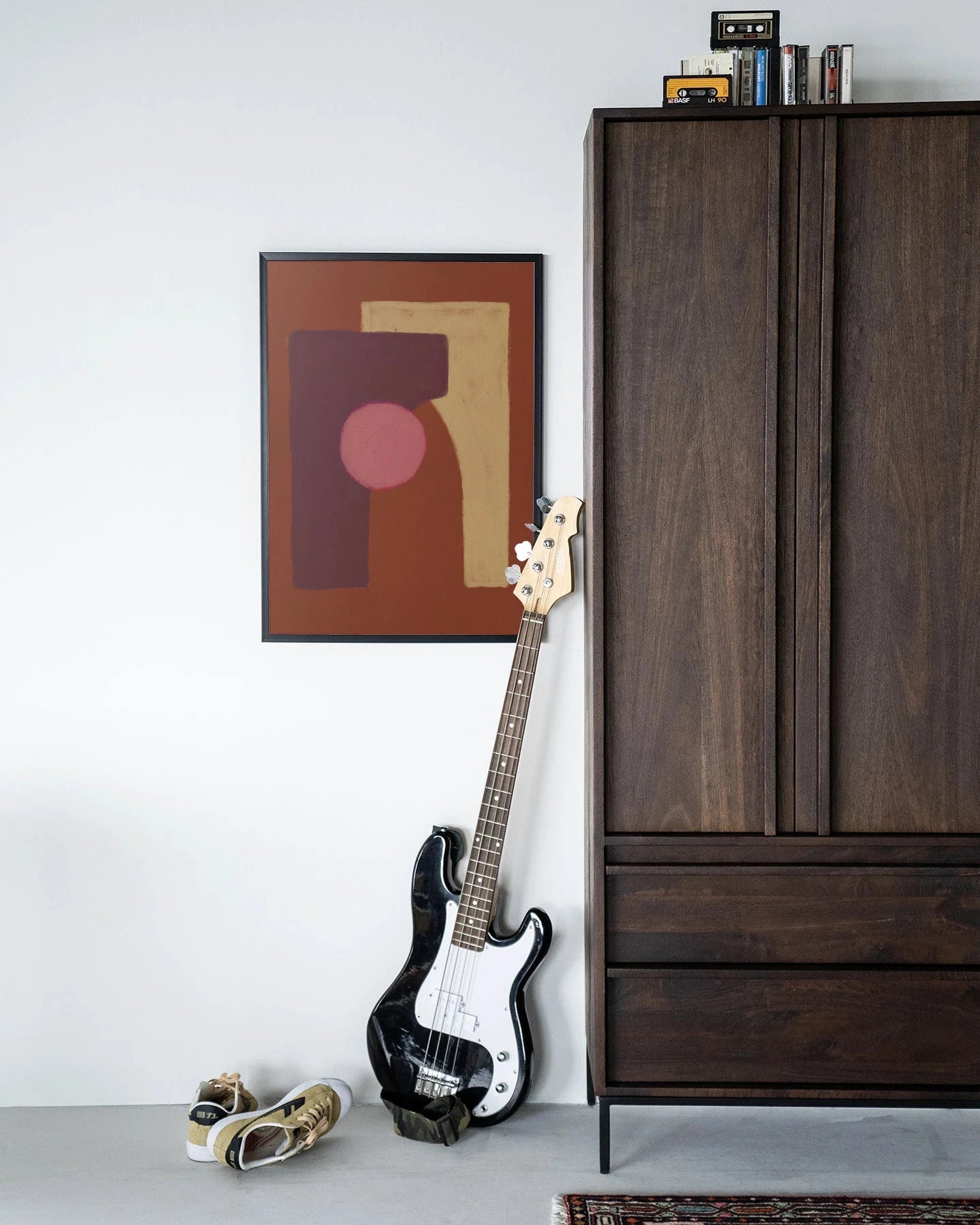 Herbal moderne wanddecoratie met houten frame, zwart kunstprint en glasart, door Urban Cotton voor stijlvolle muurversiering