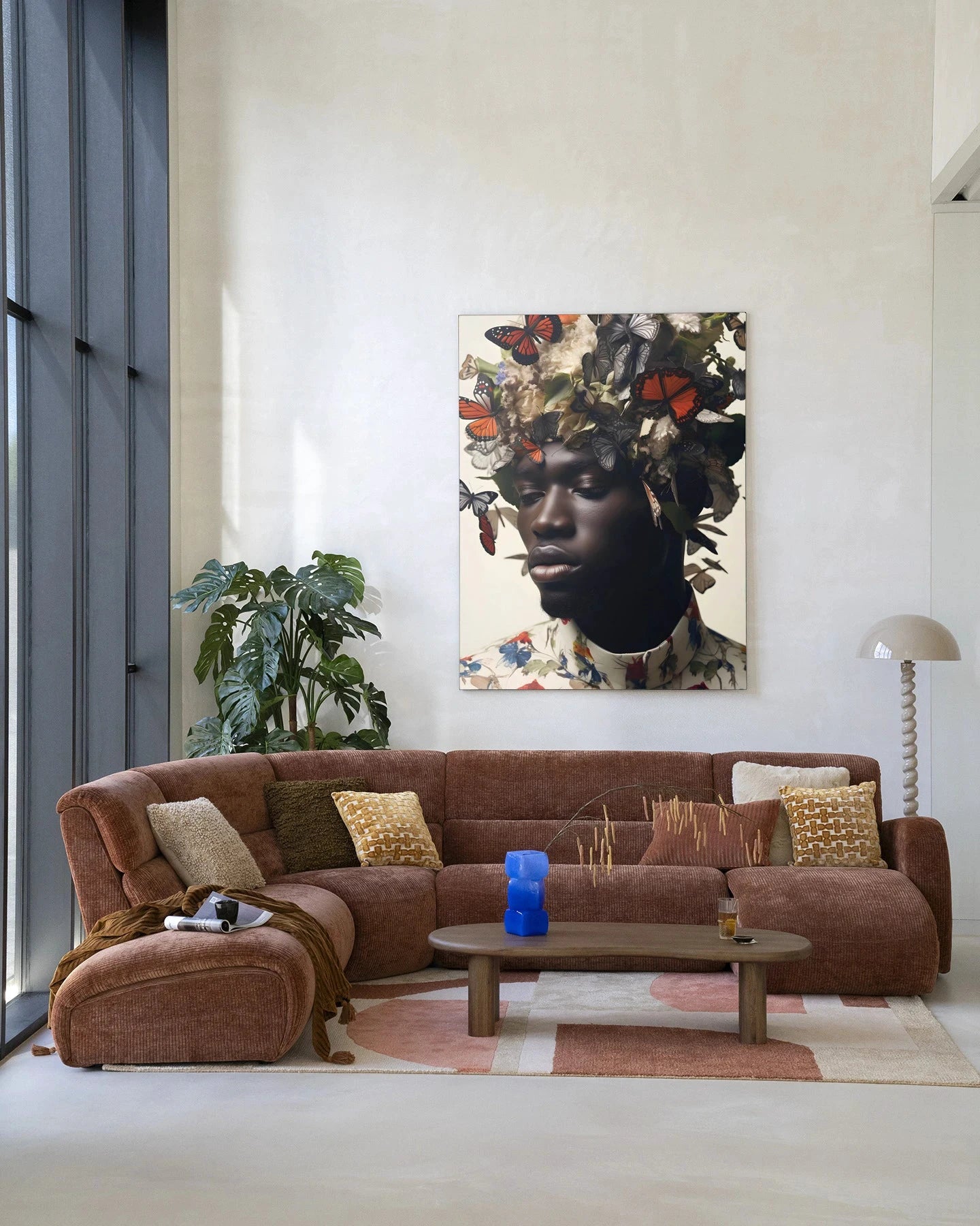 Moderne wanddecoratie met papillon kunstprint en wandkleed van Urban Cotton, kleurrijk en decoratief muurkunstwerk.
