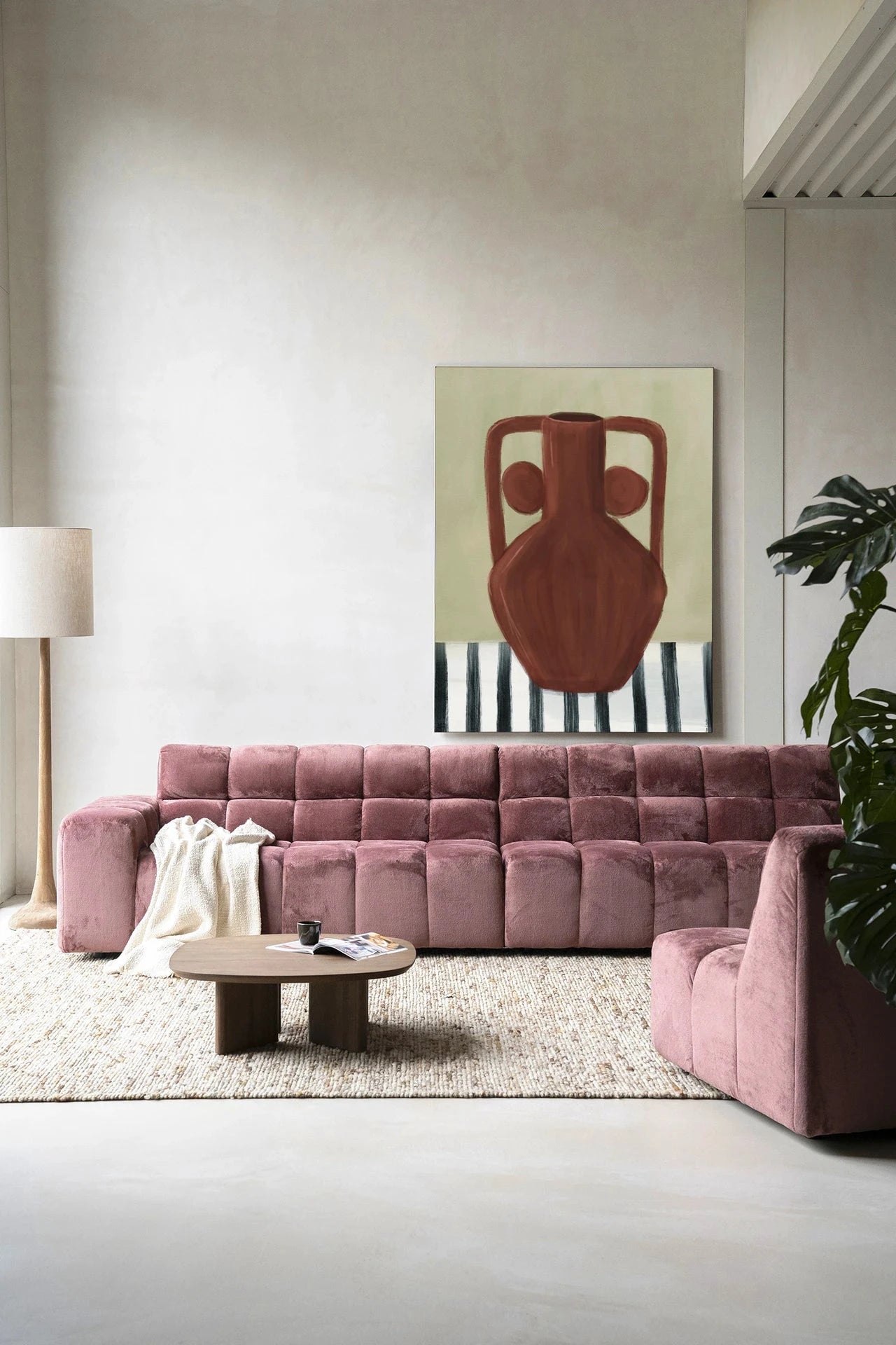 Moderne wanddecoratie van Urban Cotton met Vivid Vase 10 kunstprint en glasart, geschikt als wandkleed en frame.