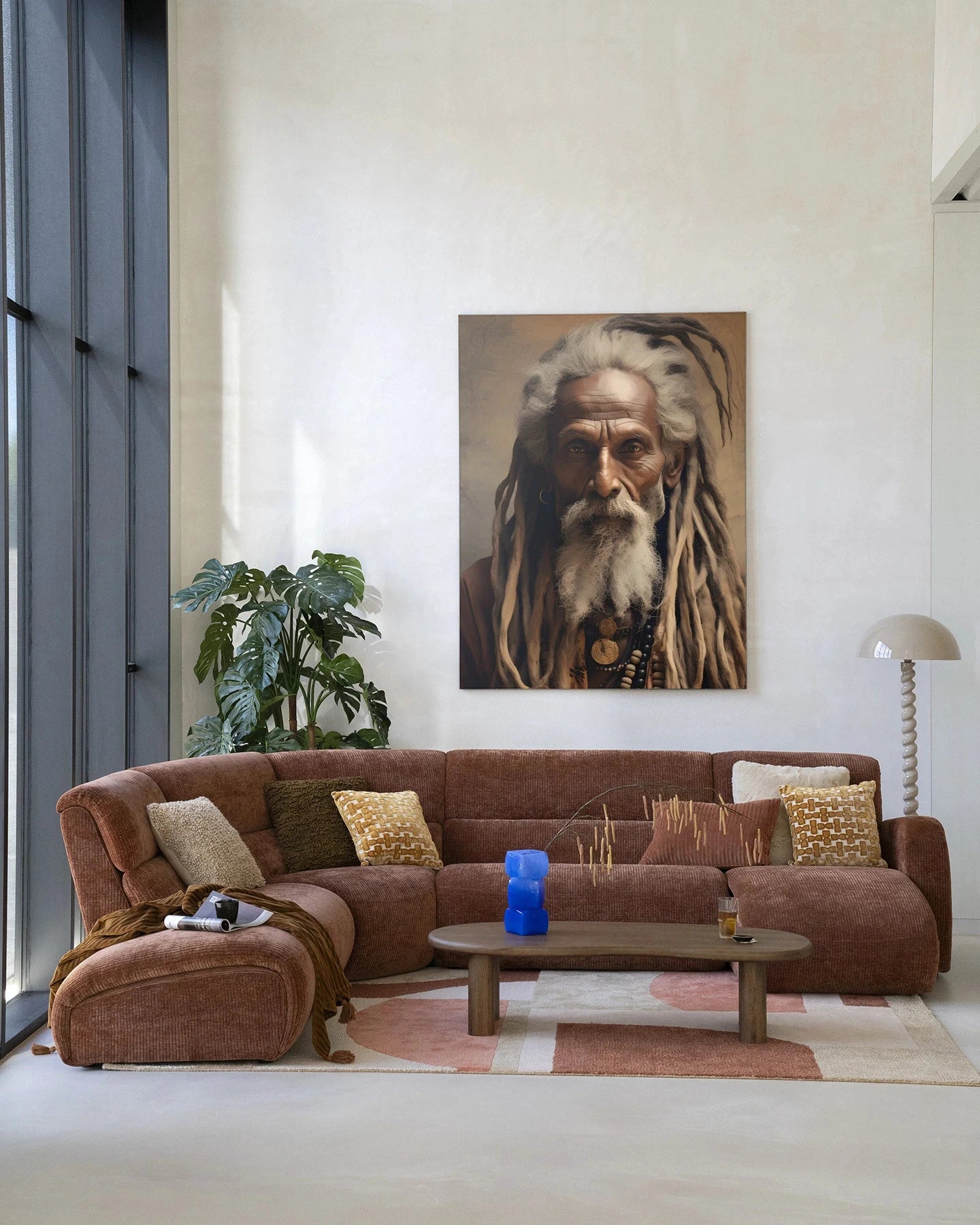 Moderne wanddecoratie van Urban Cotton met kunstprint en glaskunst van een wijze man, ideaal als wandkleed of kunstobject.