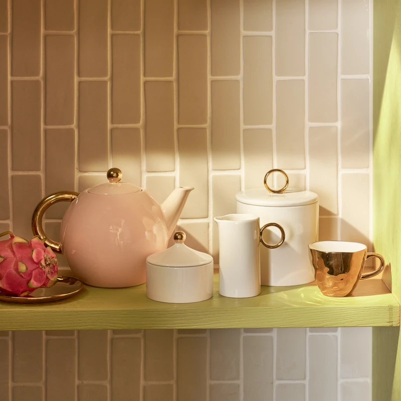 Good Morning Kop Koffie Goud (set van 4) by Urban Nature Culture
