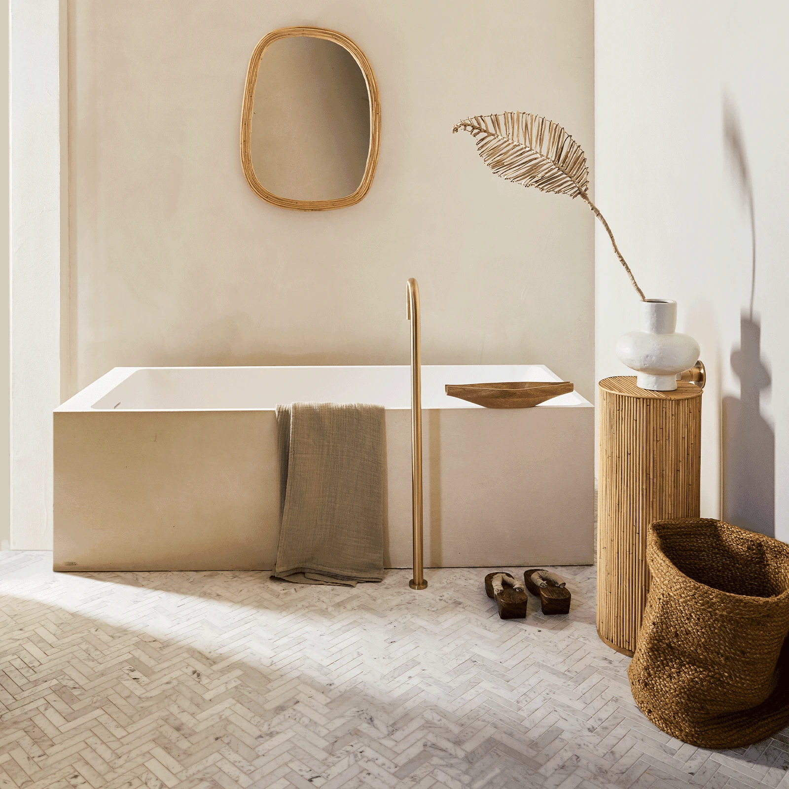 Plantenstandaard Rotan by Urban Nature Culture