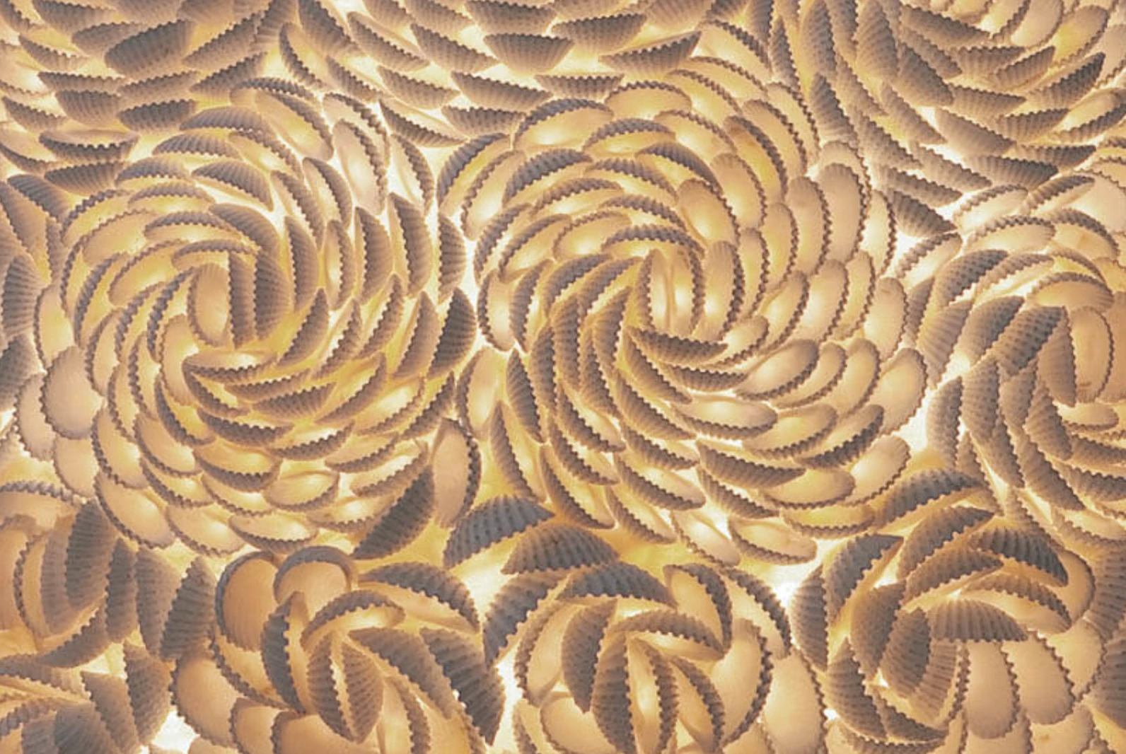 Hanglamp Roses Bol by VillaFlor