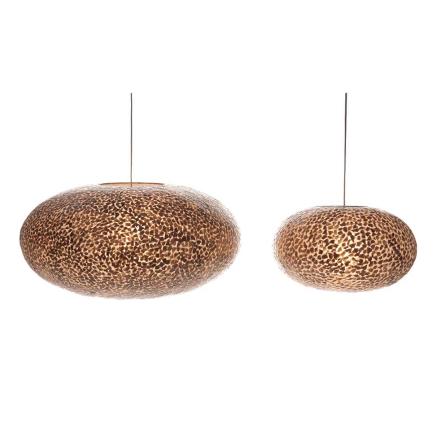 Hanglamp Wangi Gold UFO in twee maten by VillaFlor