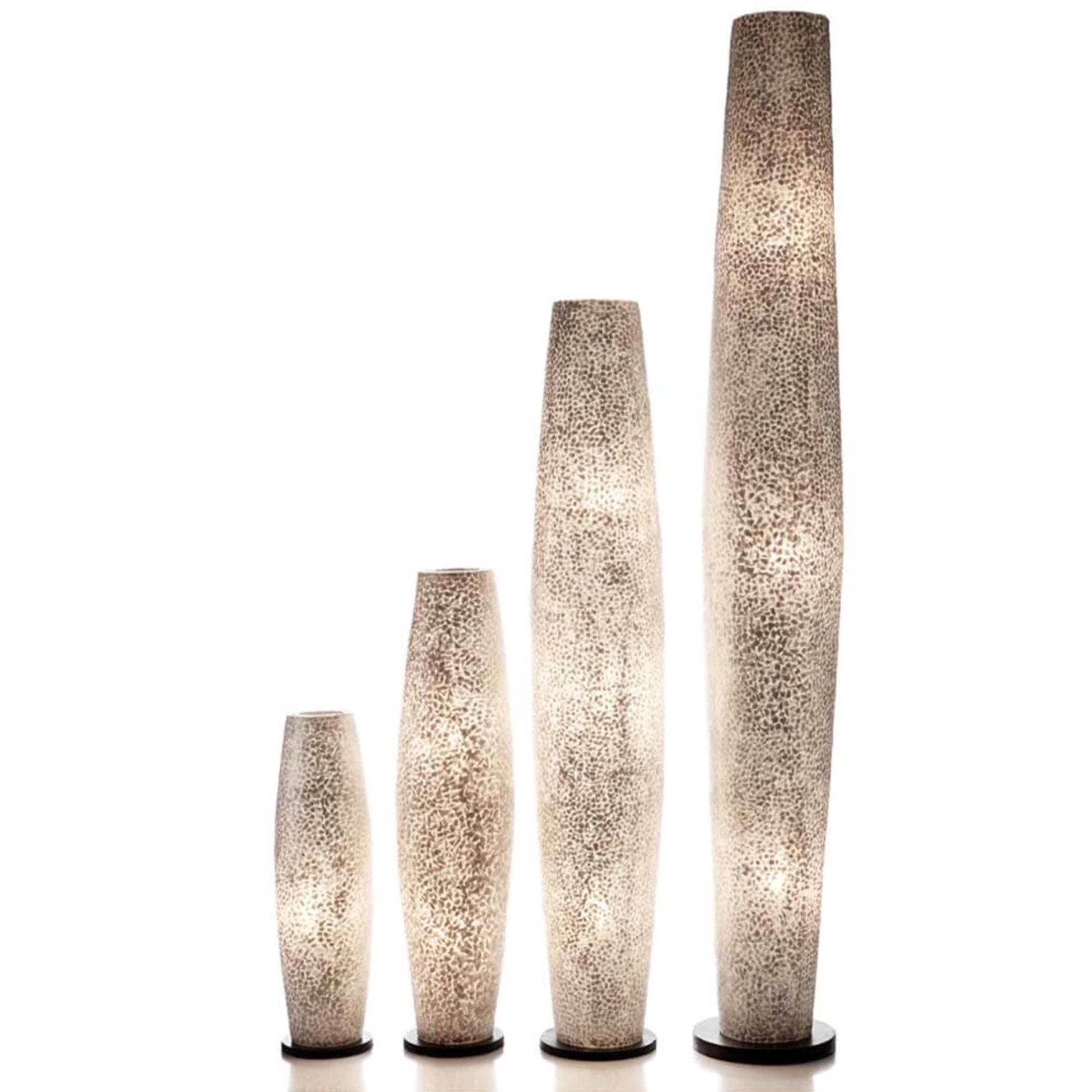 Vloerlamp Wangi White Apollo in vier maten by VillaFlor