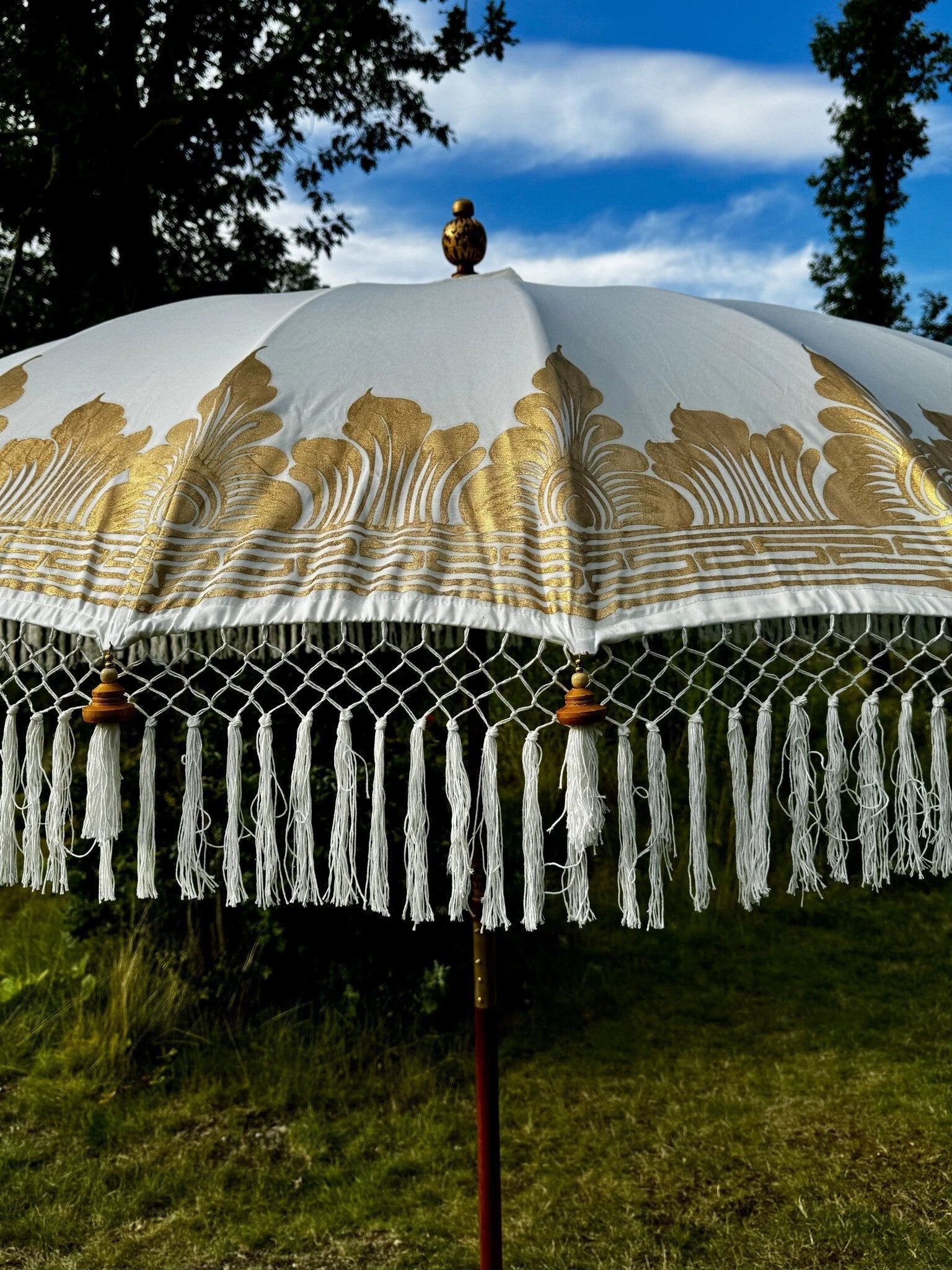 Parasol Bali Nusa Penida | Crème/Goud 250cm by Wild'nChic