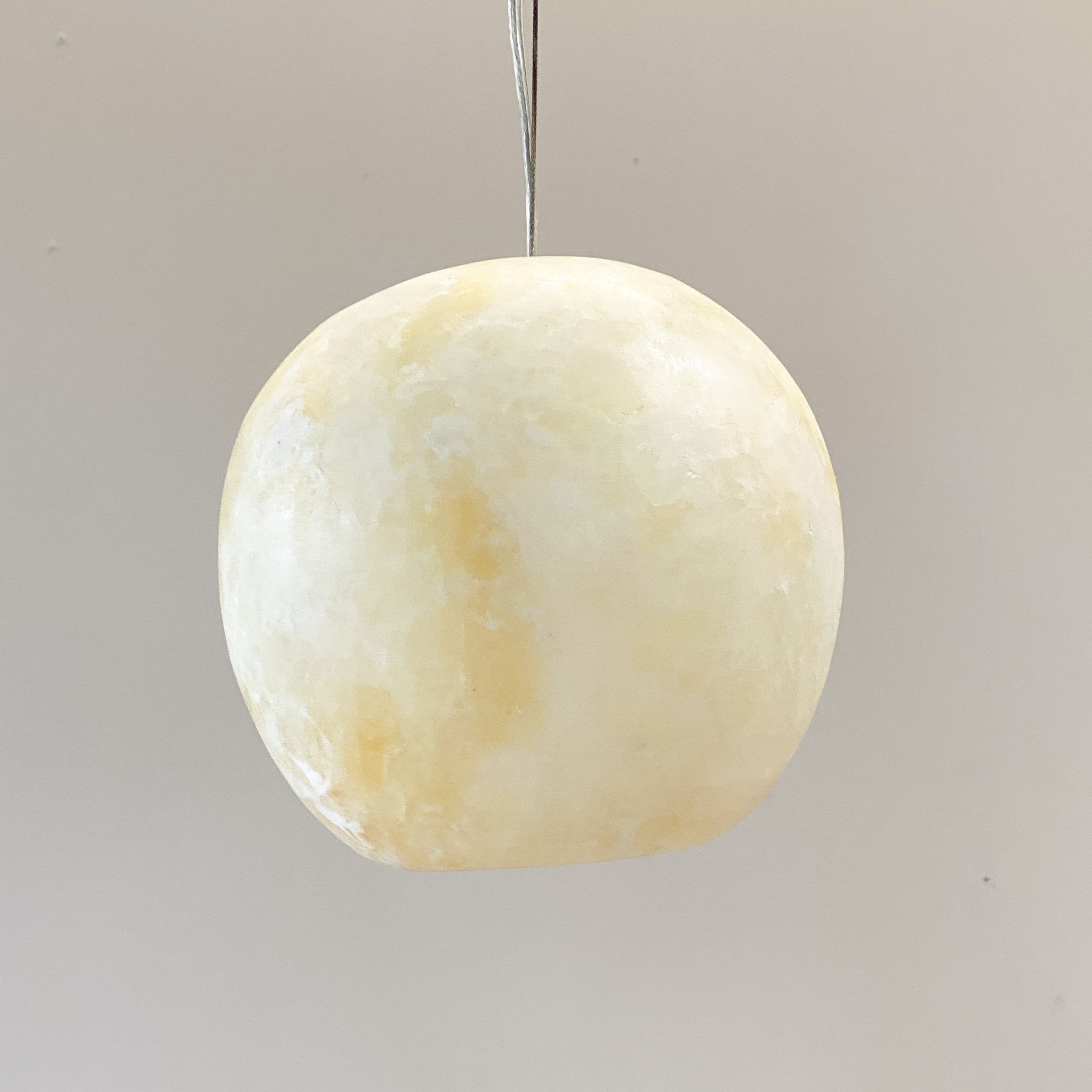 Hanglamp Alabaster Luna | Amber of Butter - depauwwonen