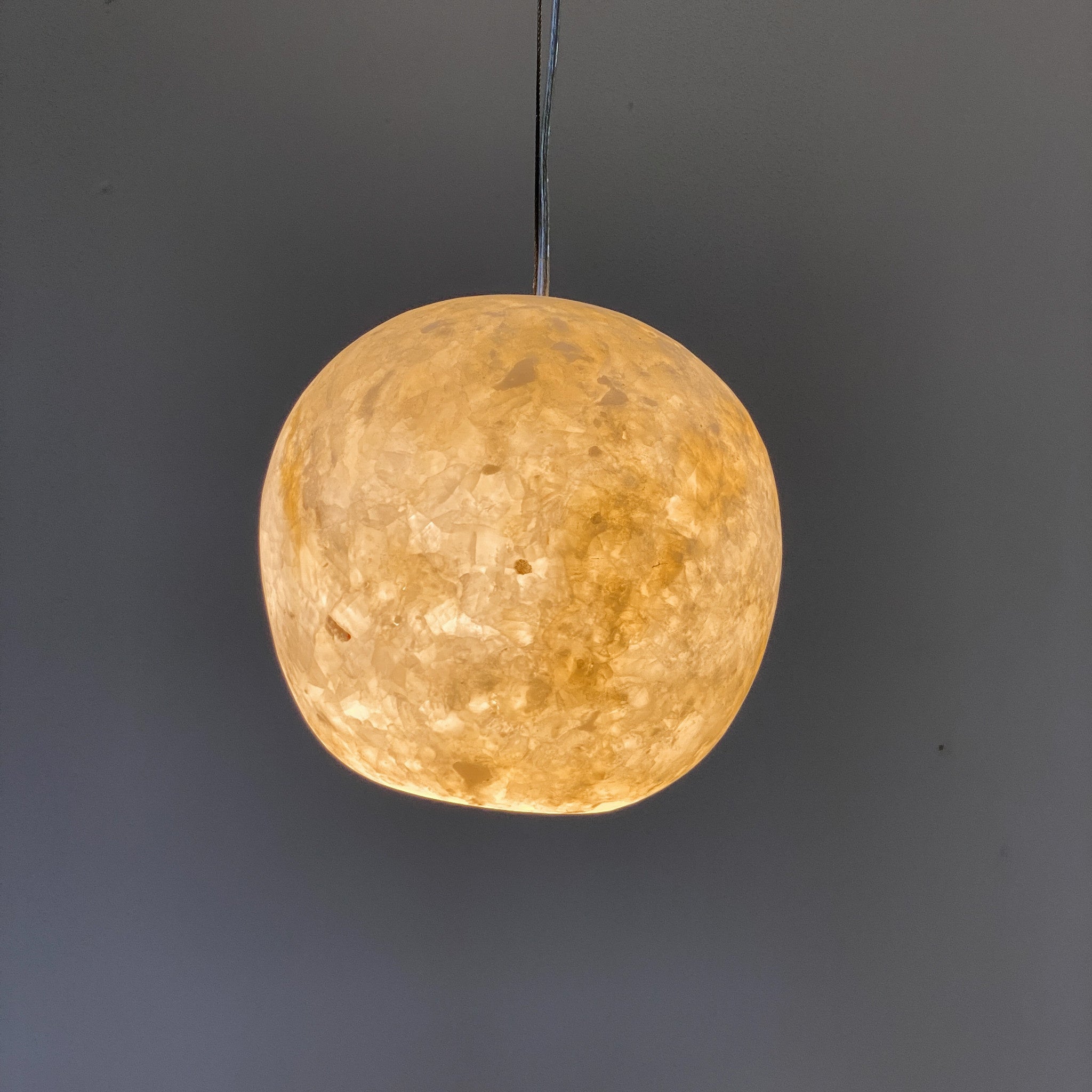 Hanglamp Alabaster Luna | Amber of Butter - depauwwonen